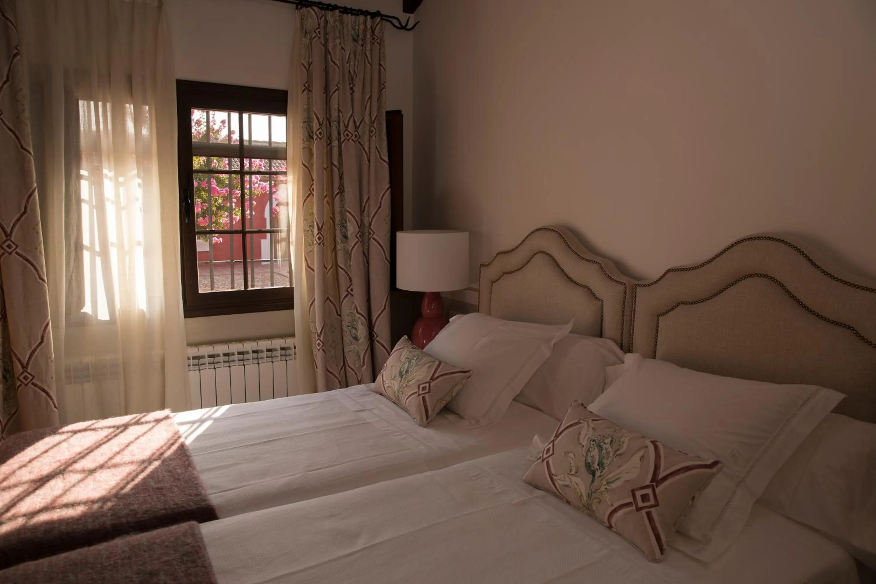 Bedroom, Bed in Hotel Rural Las Tejuelas