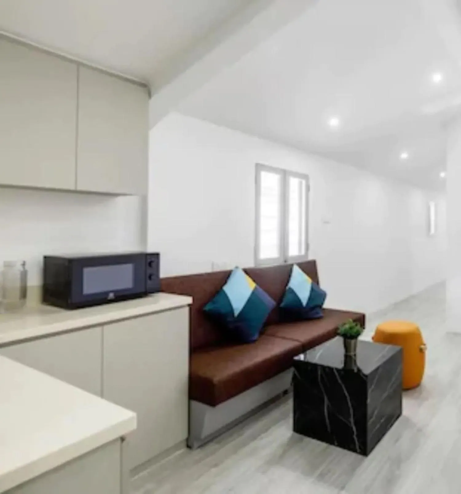 Kitchen or kitchenette in Circular House