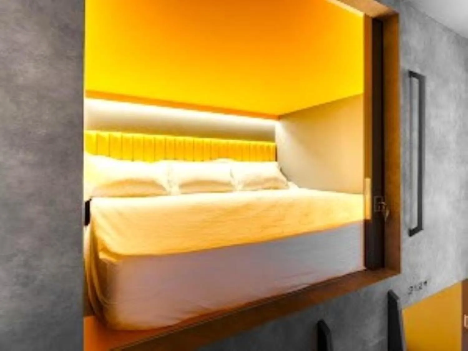 Bed in Circular House