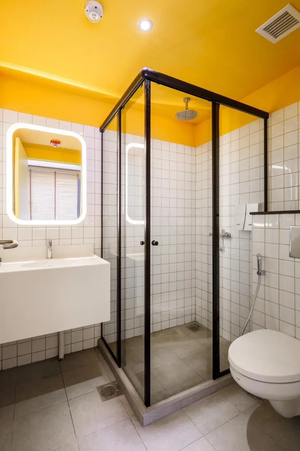 Private Room with Single Bed in Circular House Private Room with Single Bed in Circular House