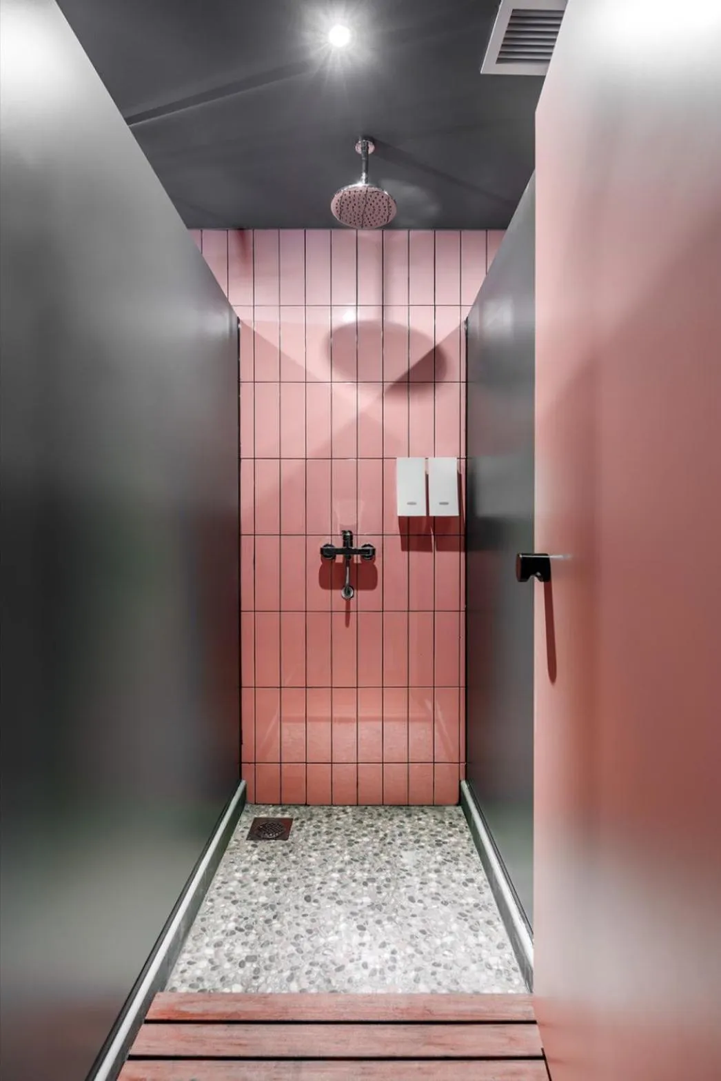 Shower in Circular House