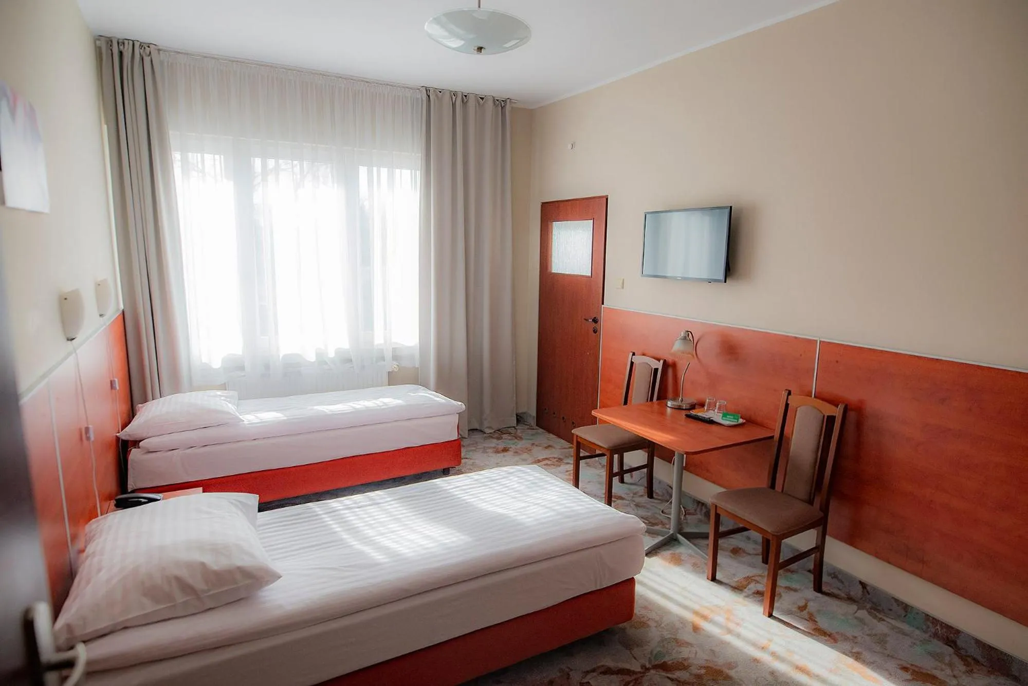 Photo of the whole room, Bed in Hotel Włókniarz