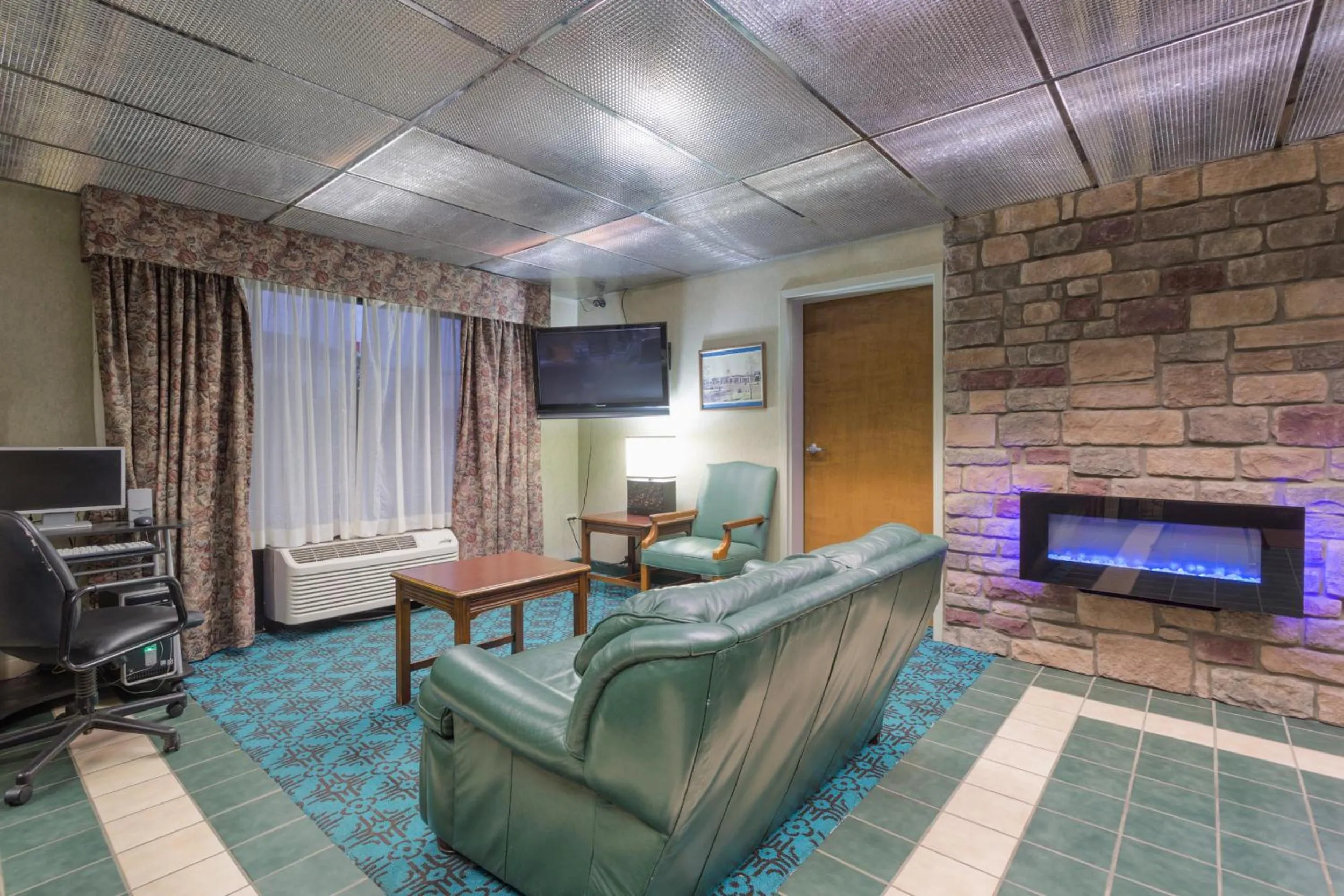 Business facilities in Nations Inn - West Jefferson