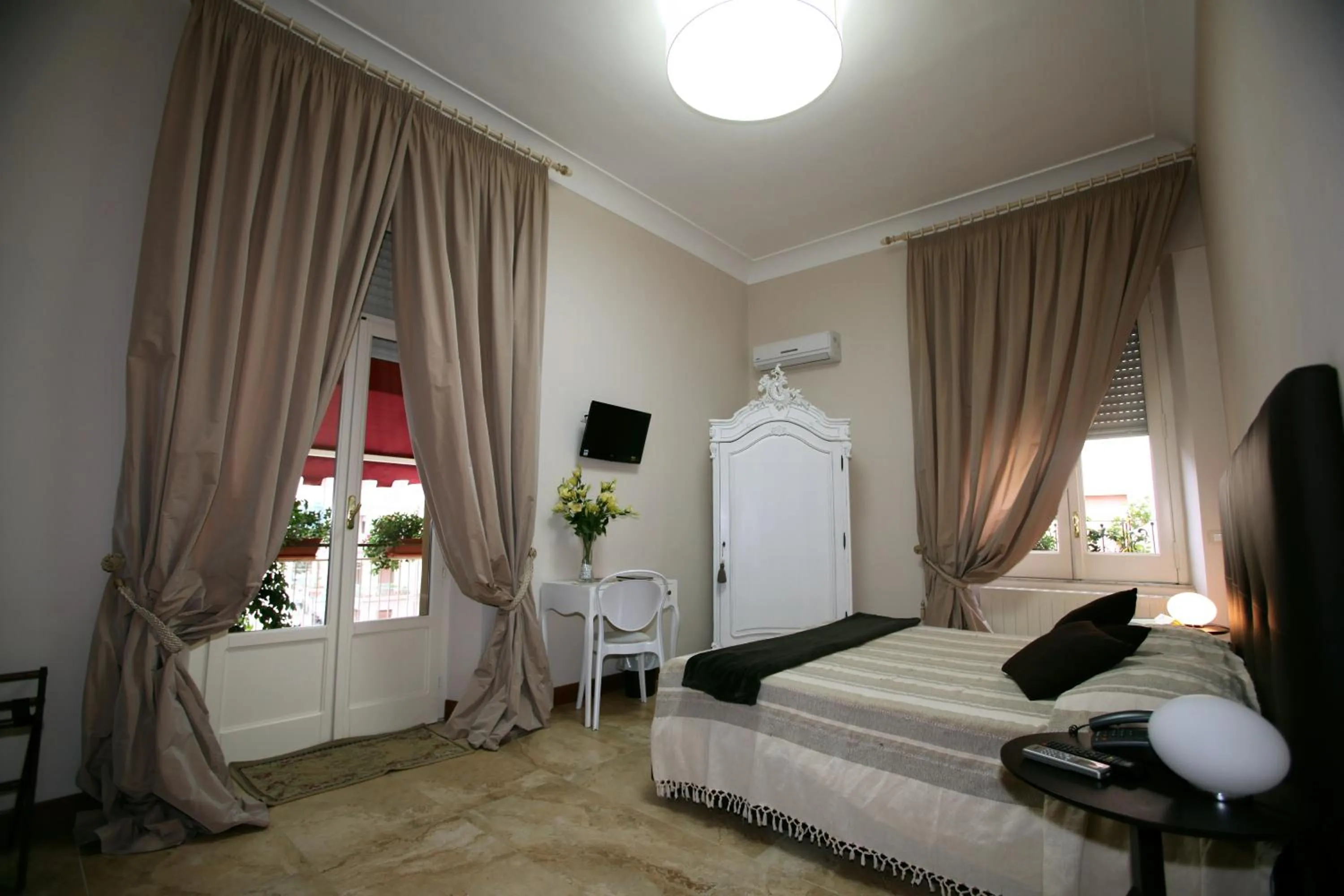 Bed in B&B Milu'