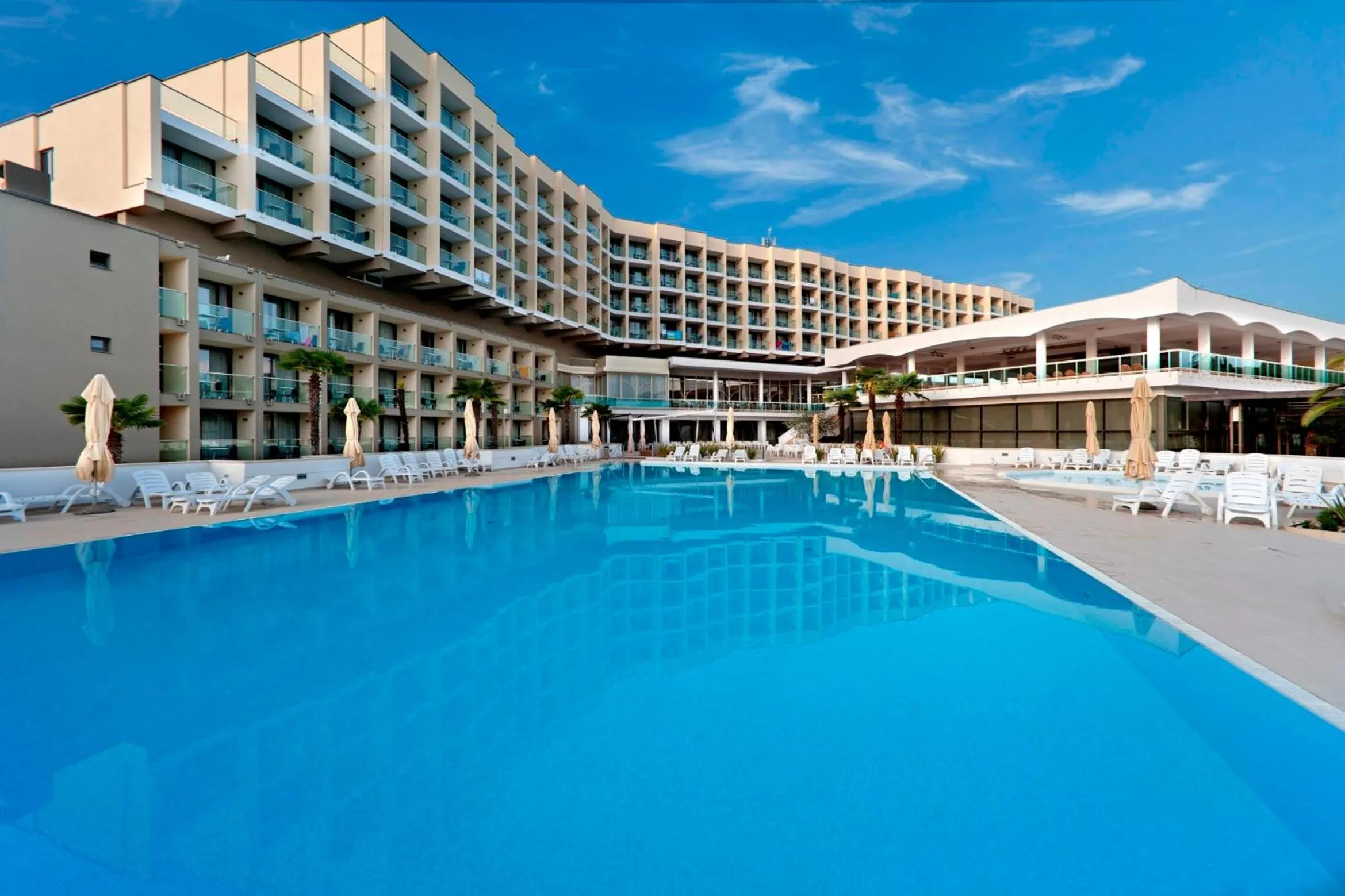 Facade/entrance in Hotel Materada Plava Laguna