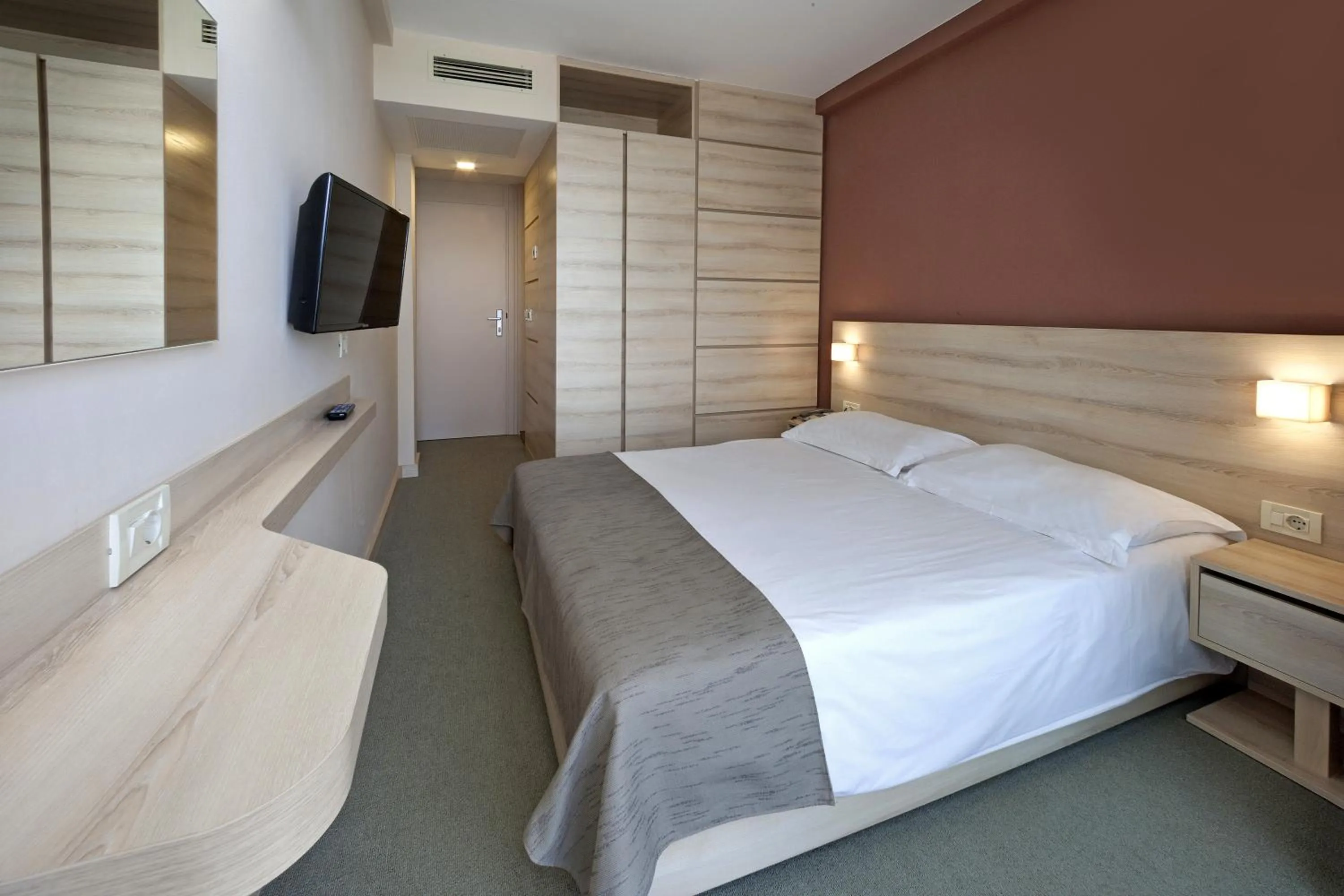 Bed in Hotel Materada Plava Laguna