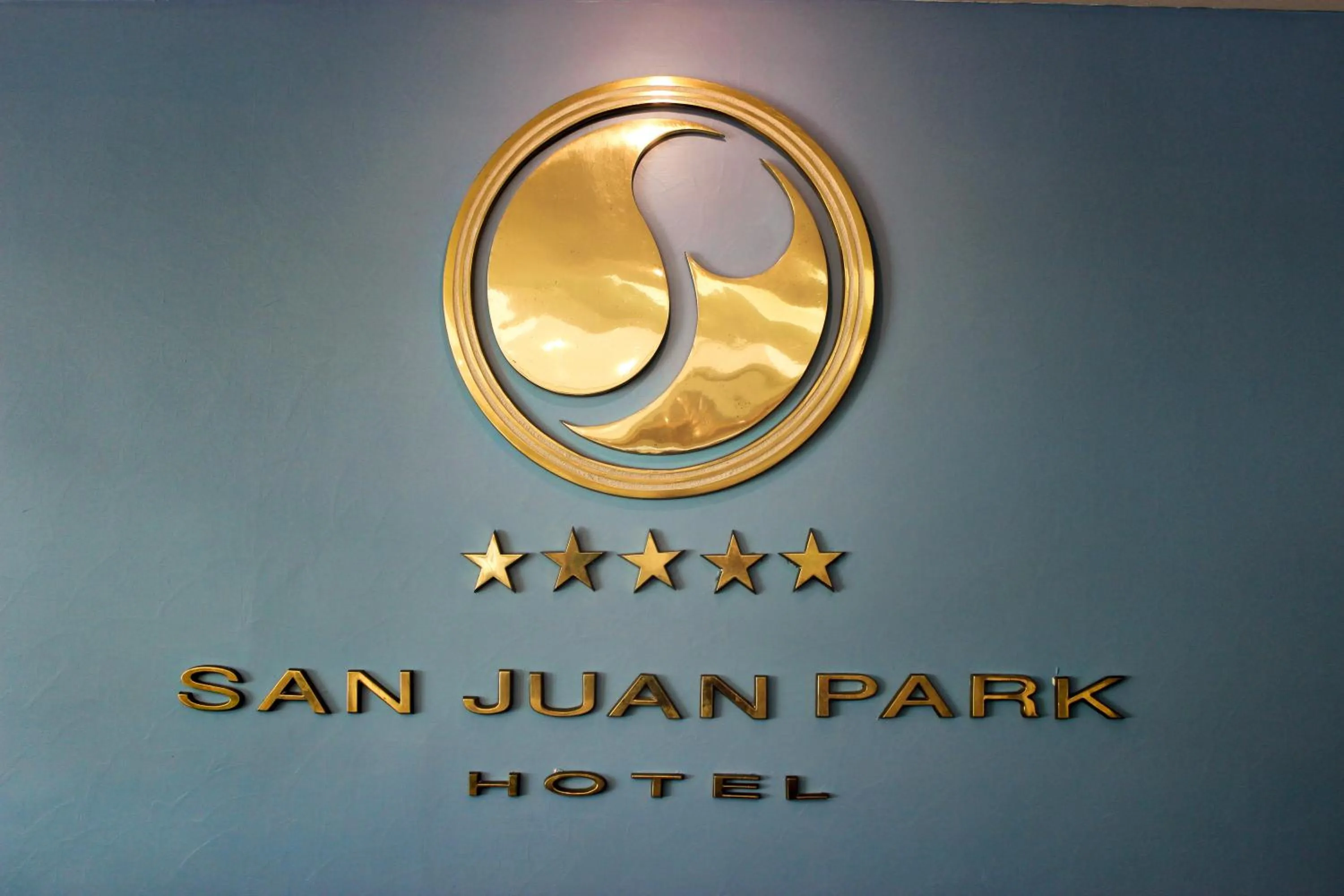 Property logo or sign in Hotel San Juan Park