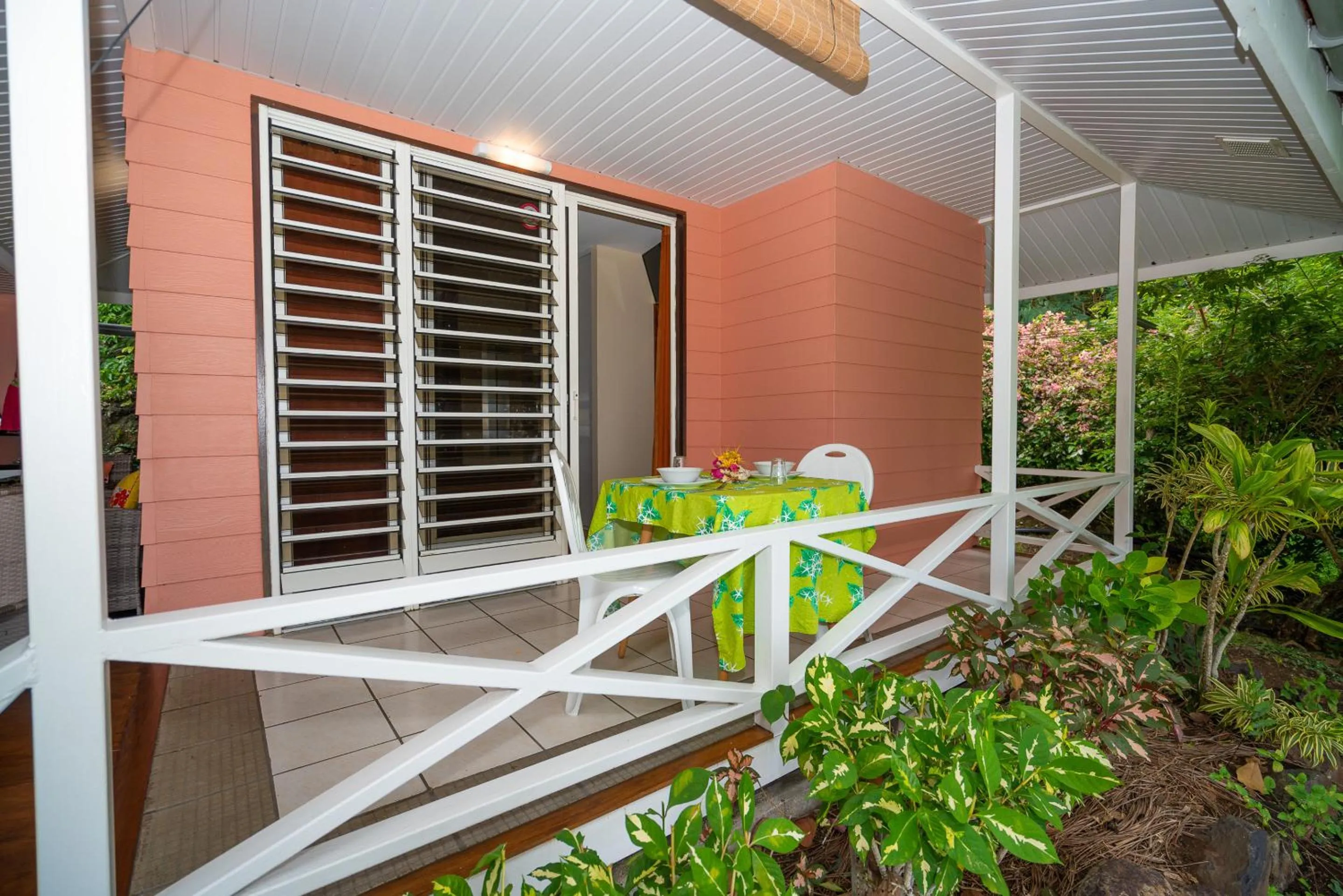 Patio in BORA BORA HOLIDAY'S LODGE