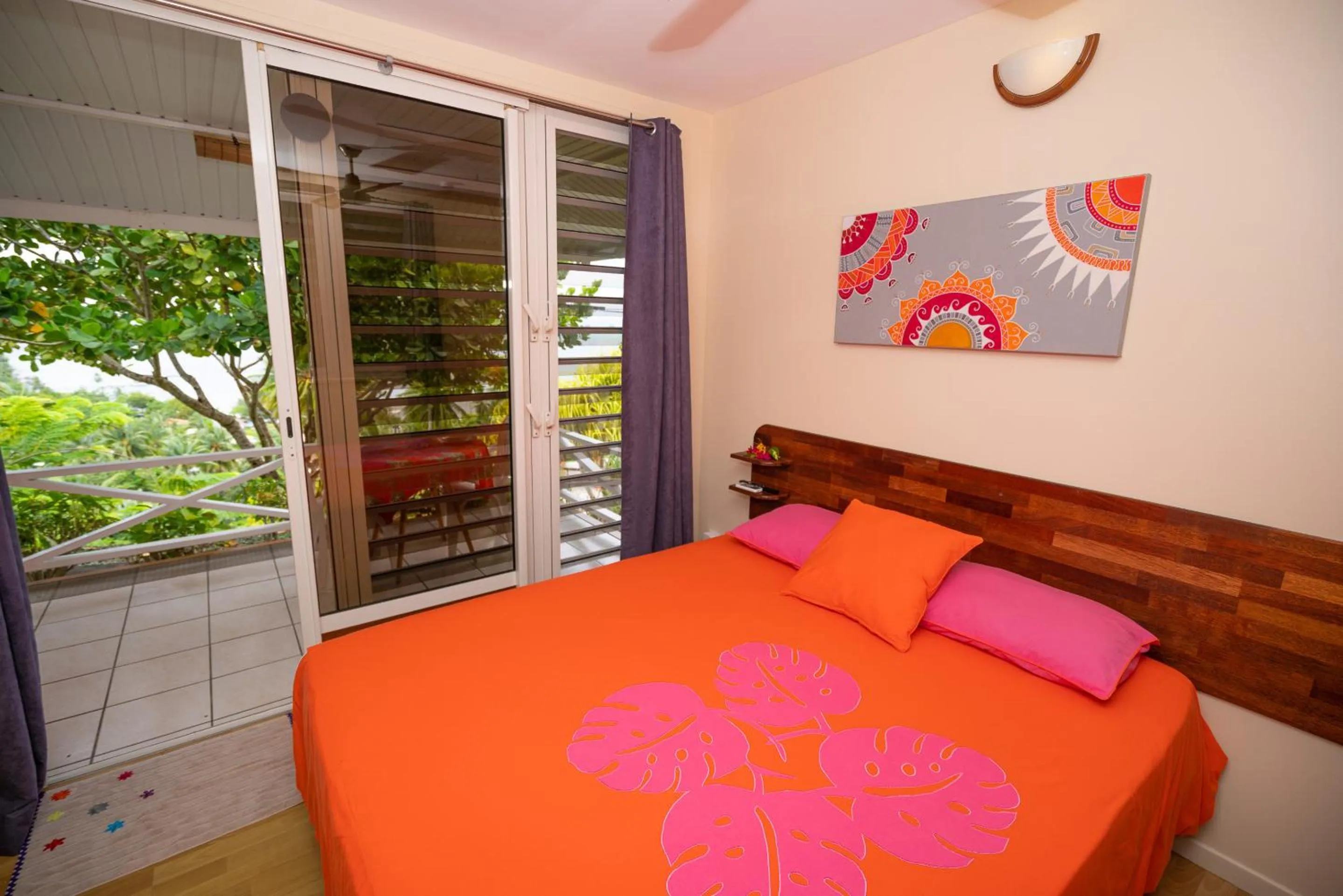 Bed in BORA BORA HOLIDAY'S LODGE