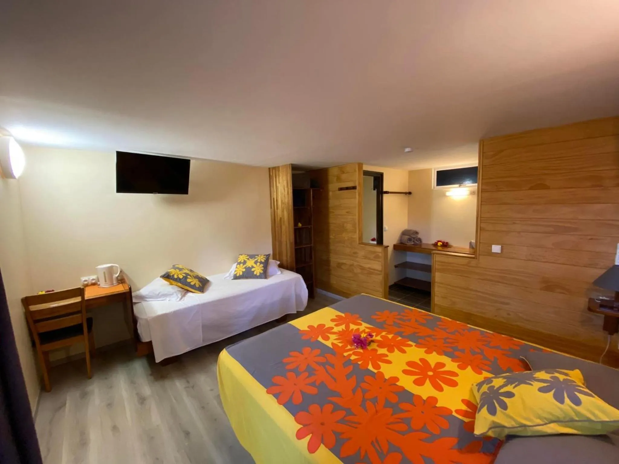 Bed in BORA BORA HOLIDAY'S LODGE