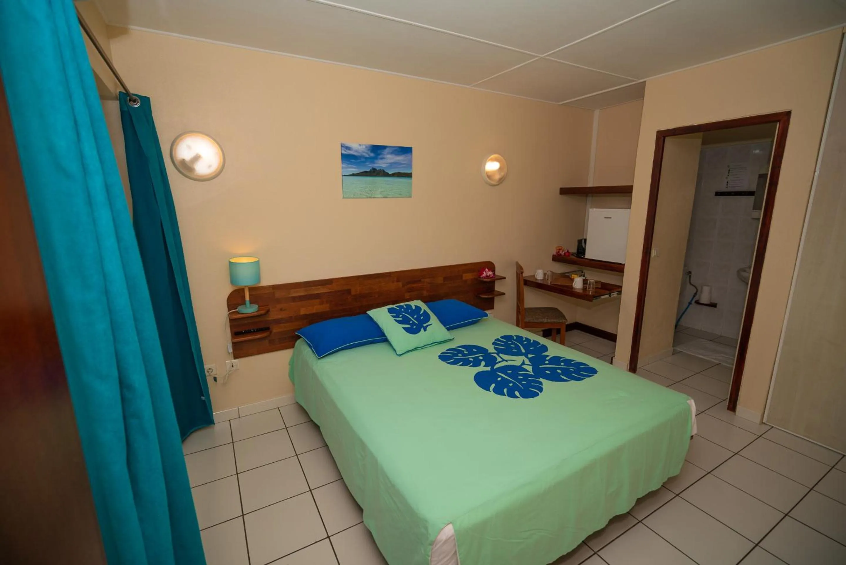 Bed in BORA BORA HOLIDAY'S LODGE