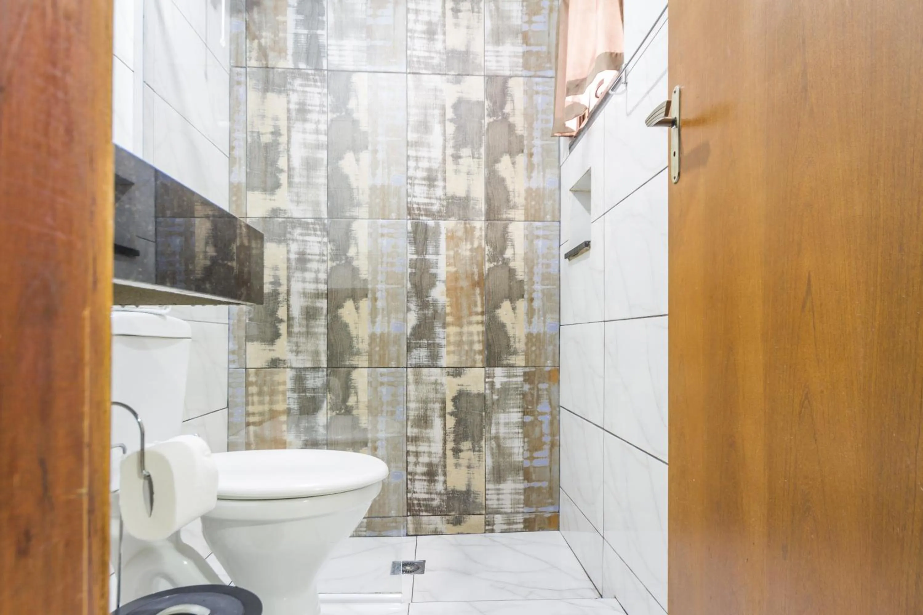 Bathroom in Hotel Holiday Foz