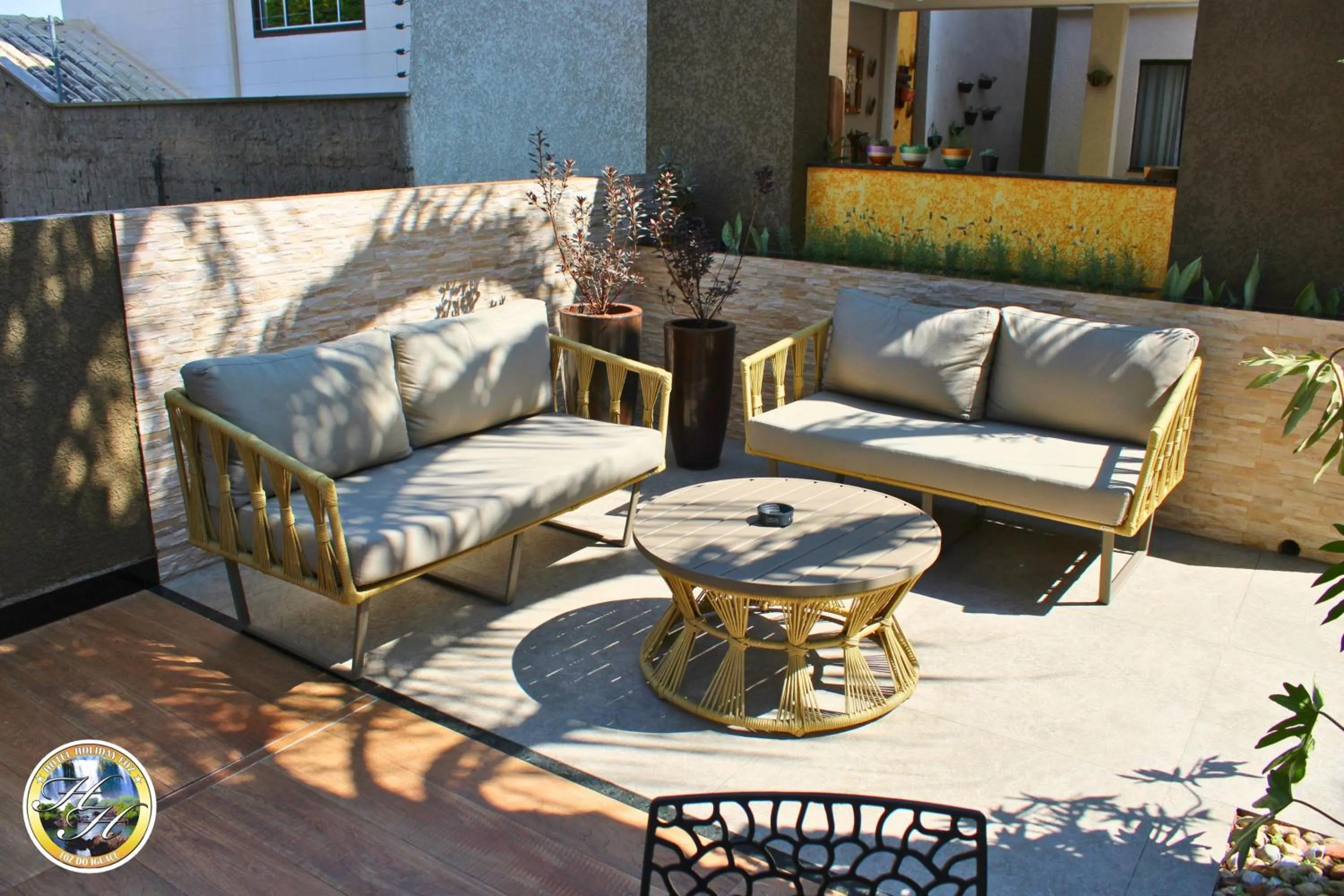 Patio in Hotel Holiday Foz