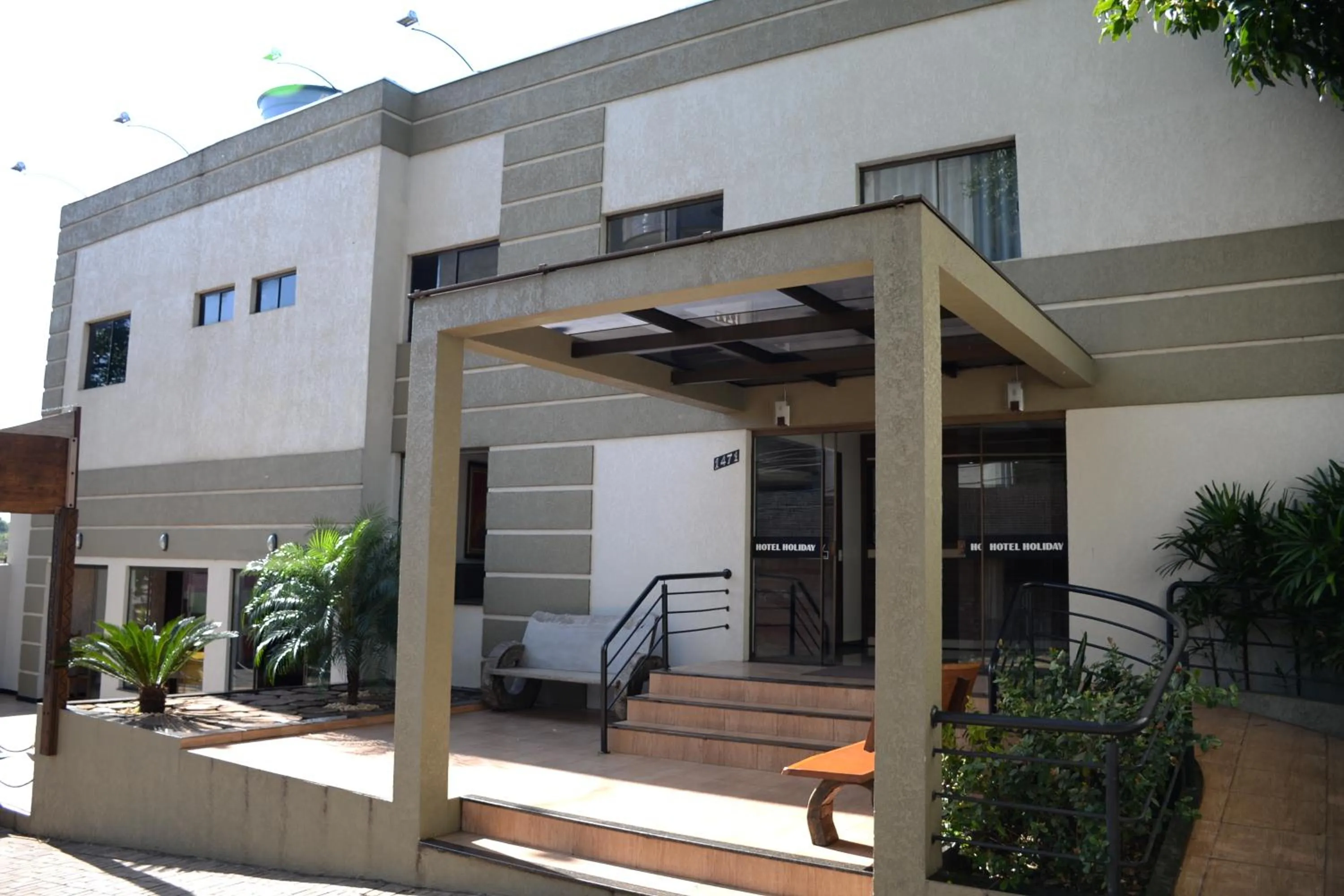 Facade/entrance in Hotel Holiday Foz