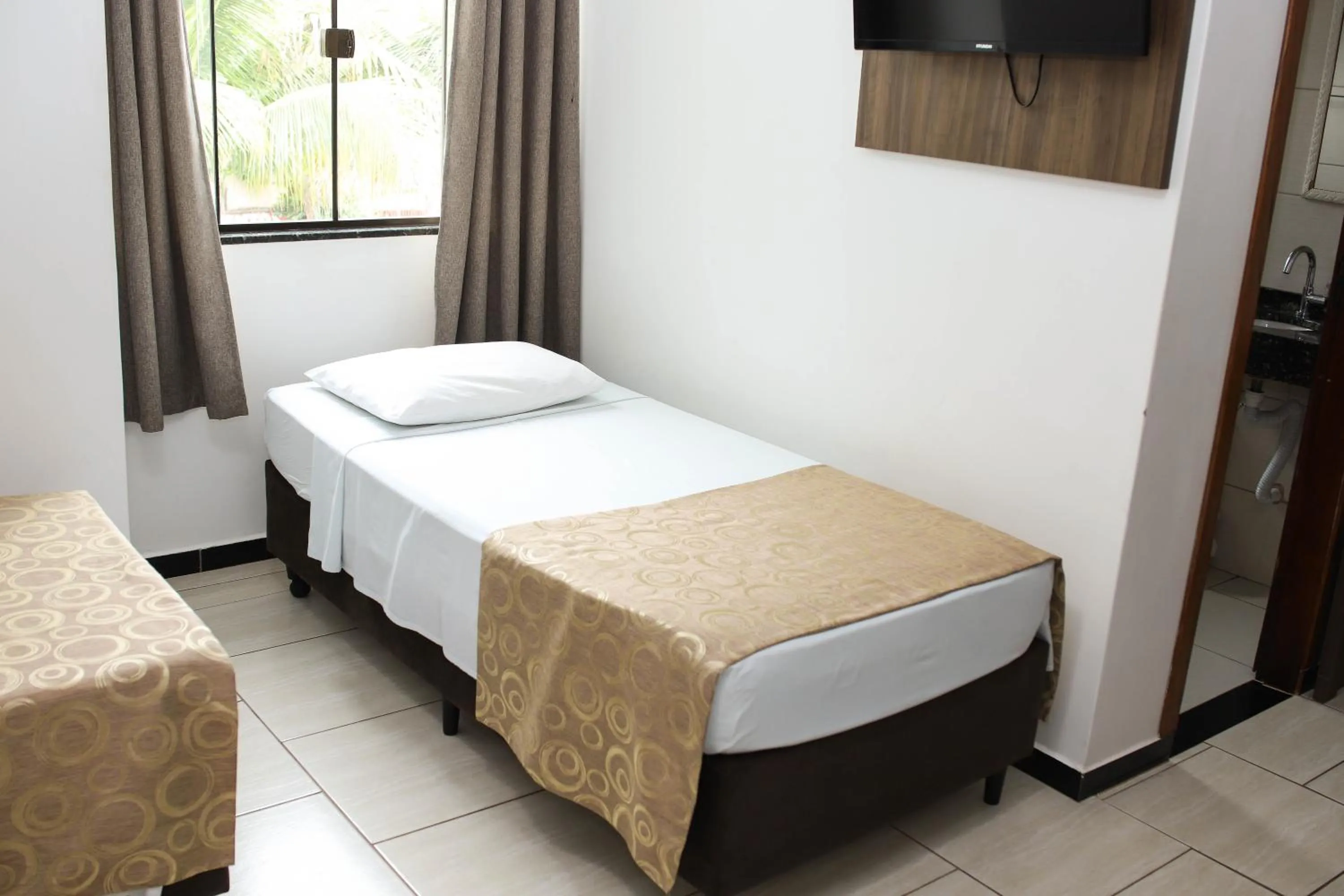 Bed in Hotel Holiday Foz