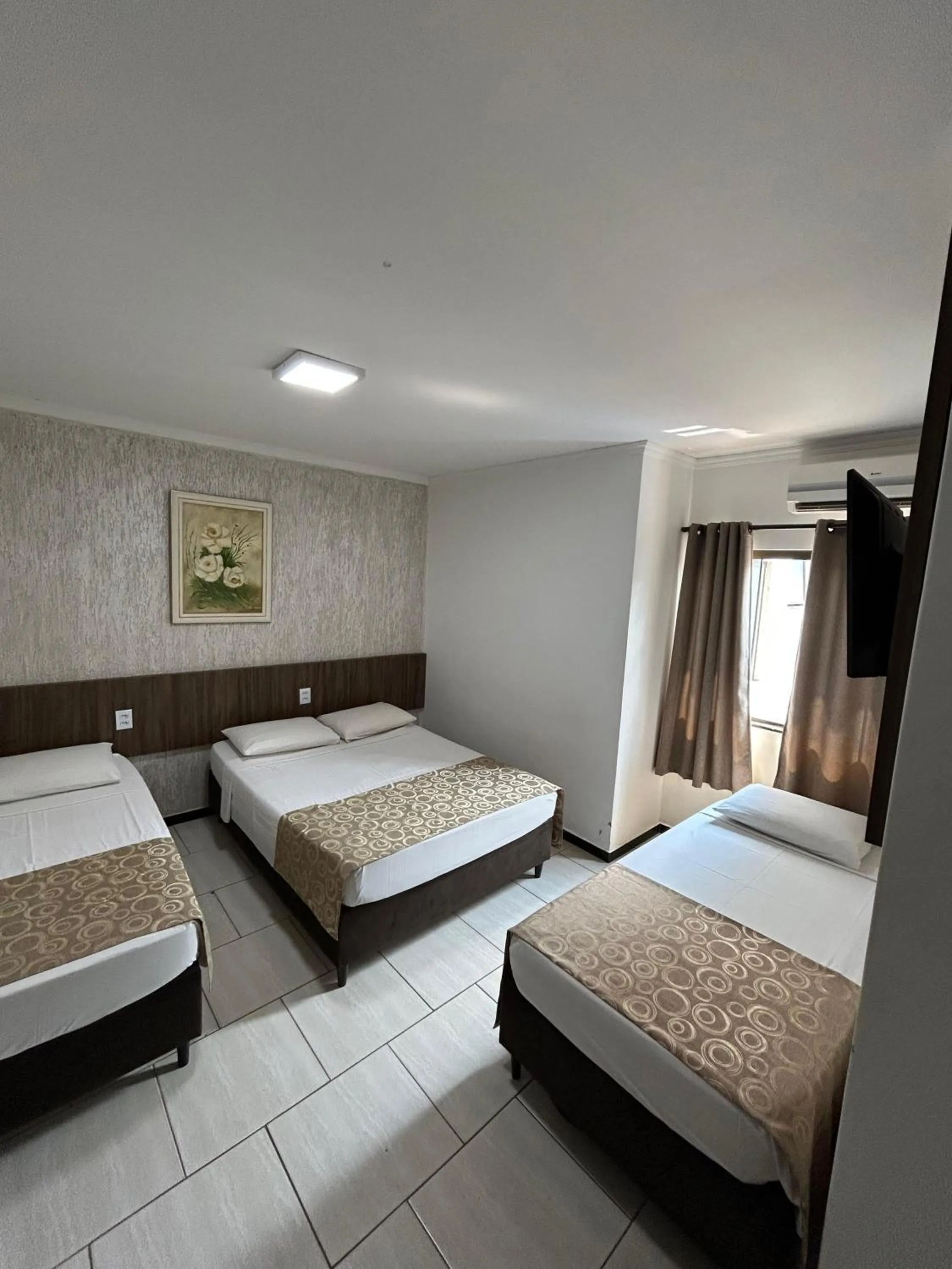 Bedroom, Bed in Hotel Holiday Foz