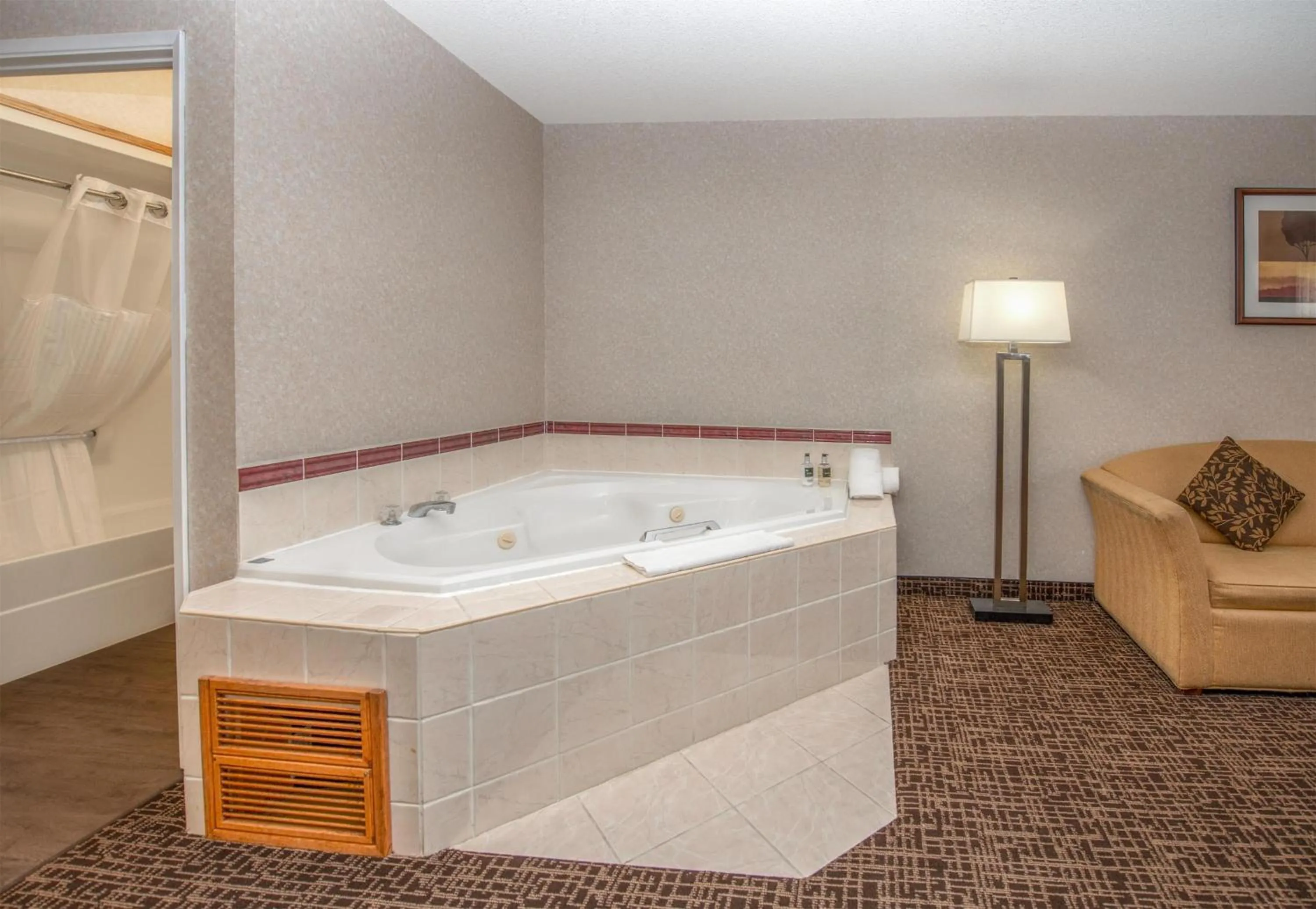 Photo of the whole room in Coast Fort St John Hotel