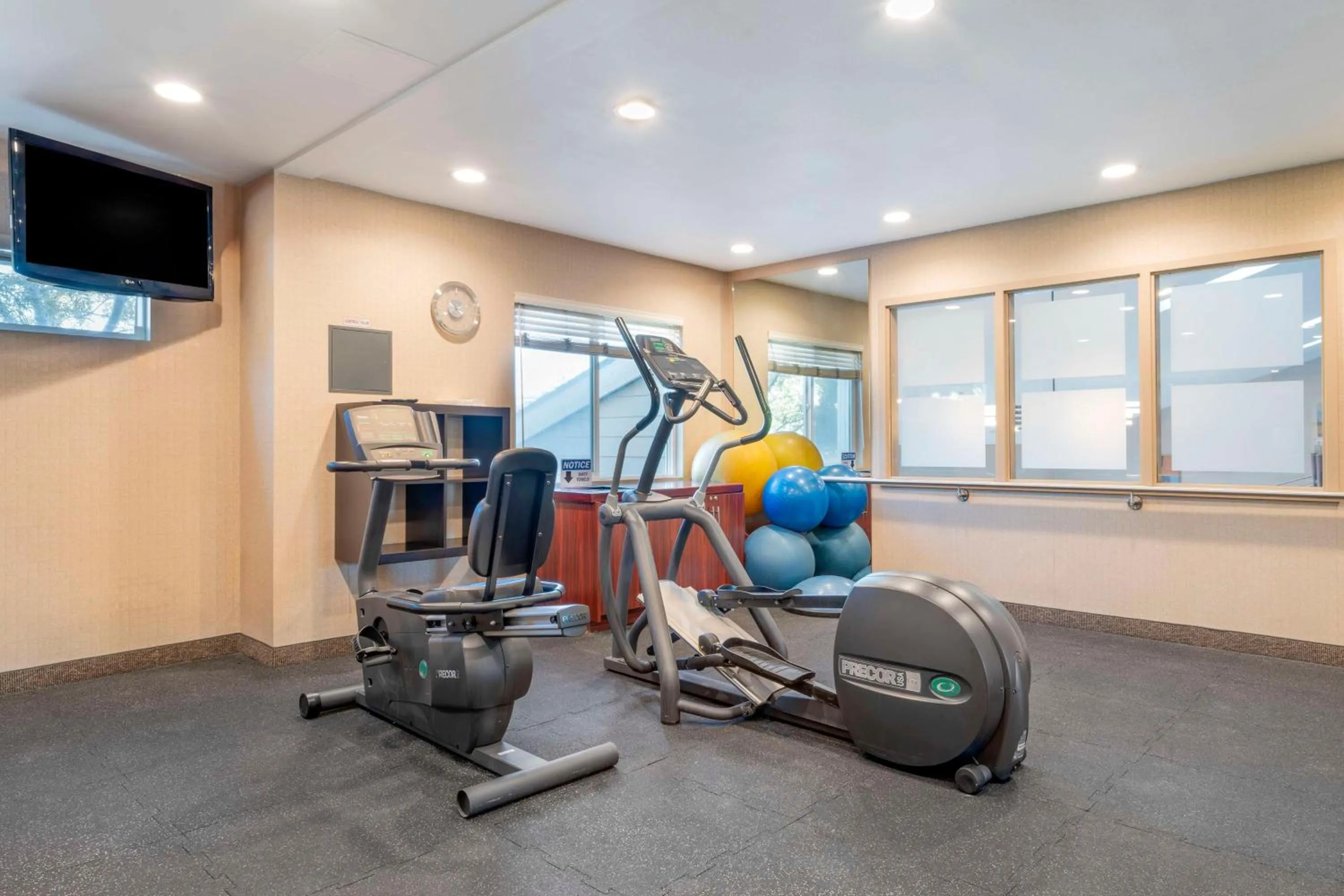 Fitness centre/facilities in Best Western Plus Bayside Hotel