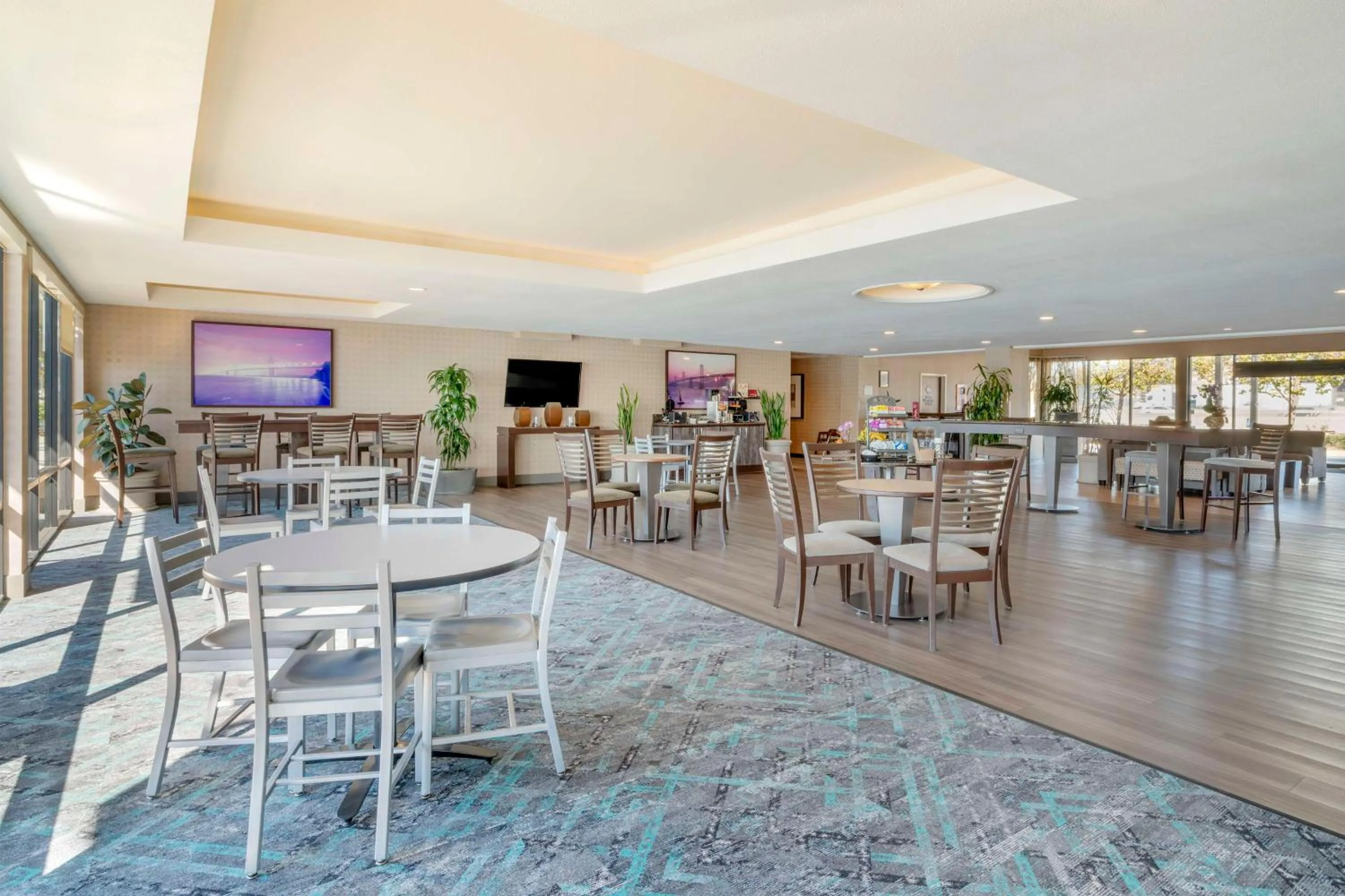 Breakfast in Best Western Plus Bayside Hotel