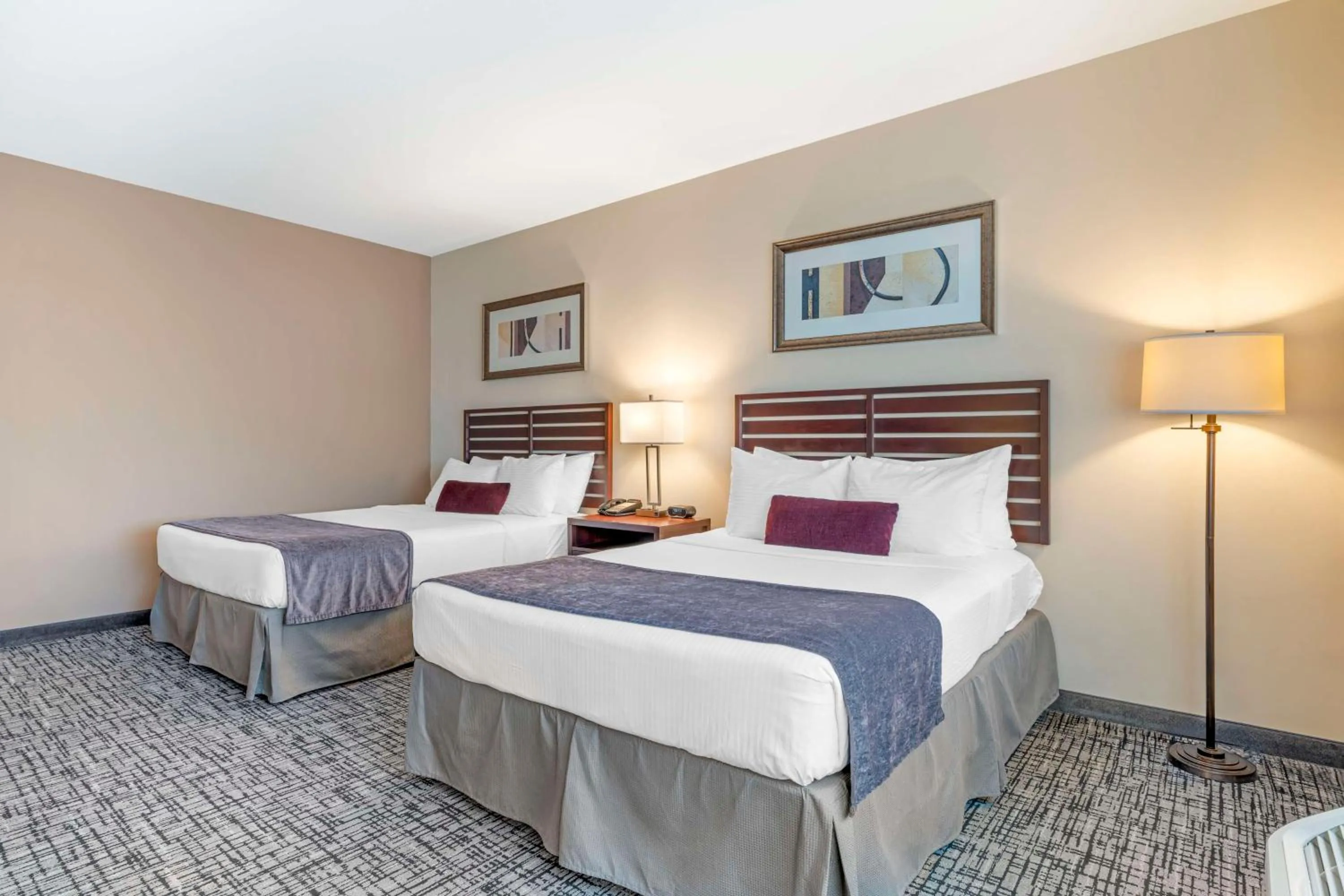 Bedroom, Bed in Best Western Plus Bayside Hotel