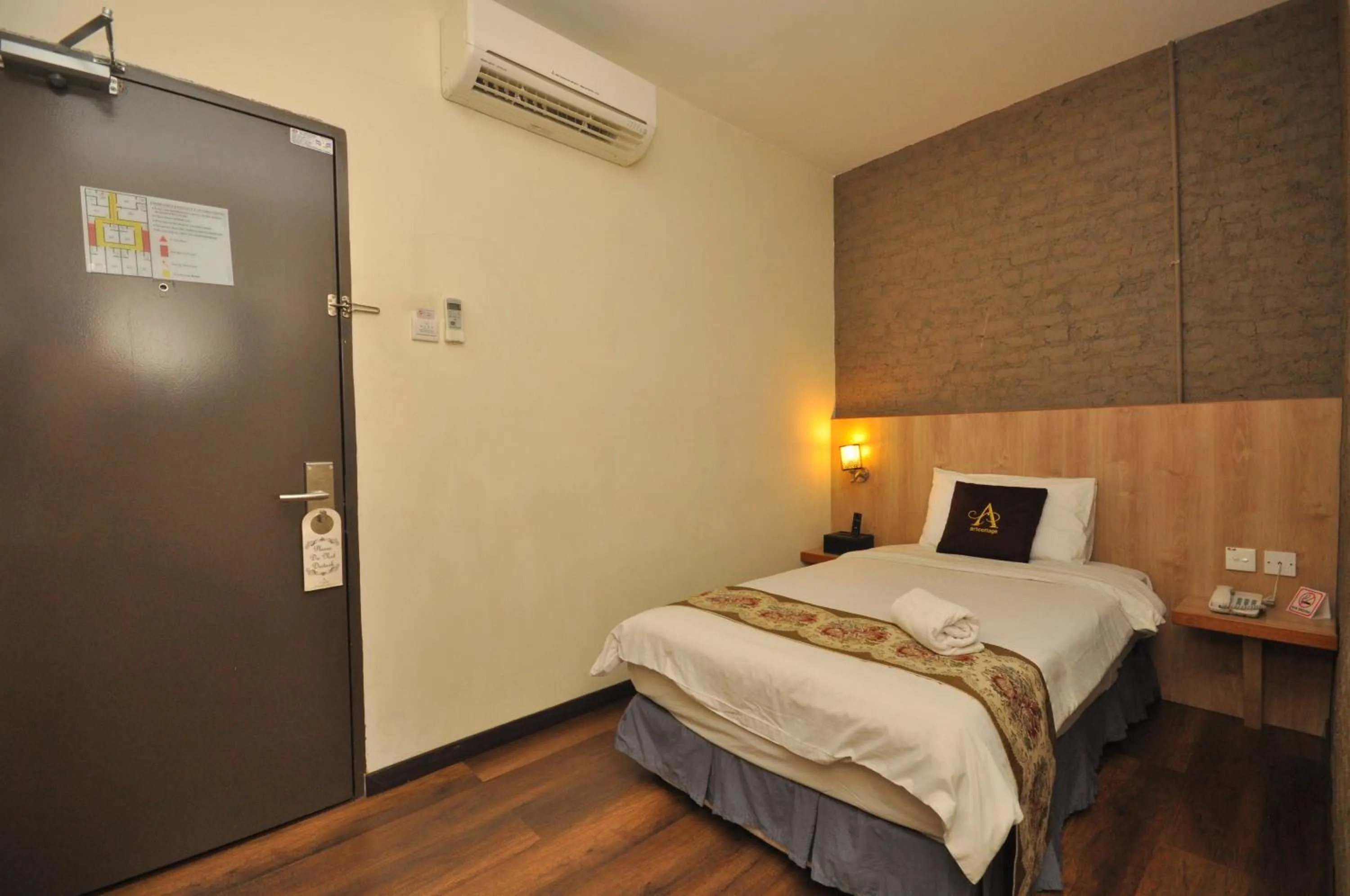 Bed in Art Cottage Hotel