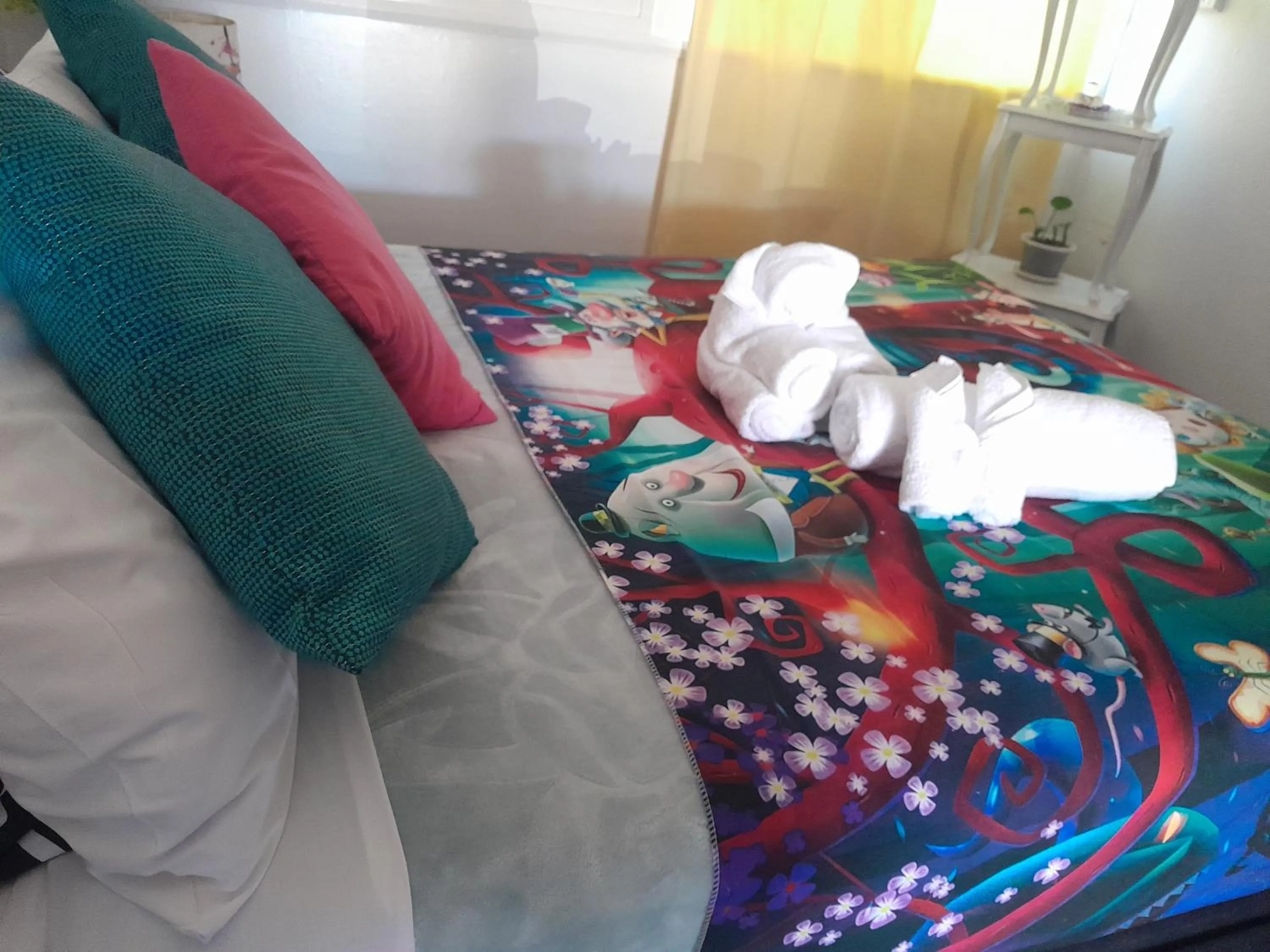 Other, Bed in Nationwide Motel