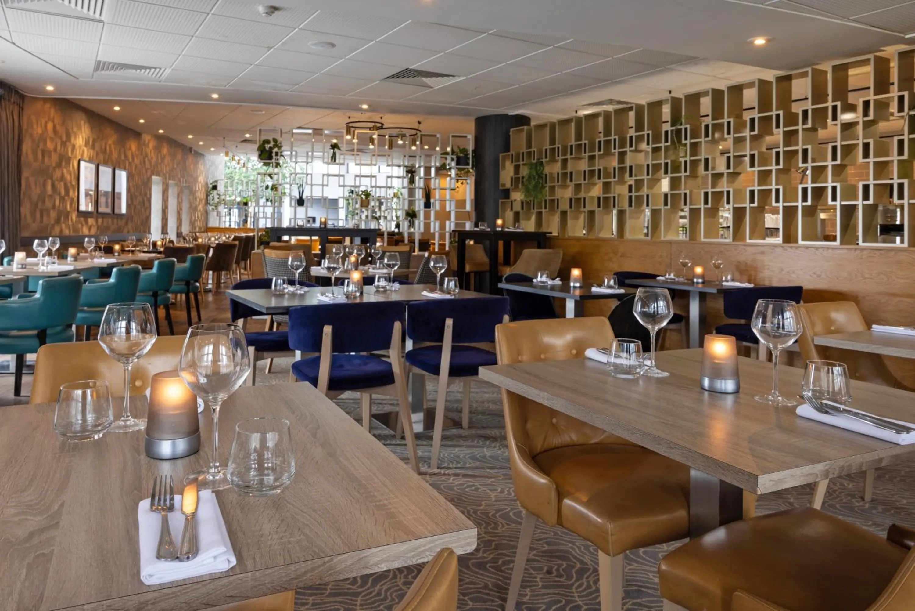 Restaurant/places to eat in Crowne Plaza Liverpool City Centre by IHG