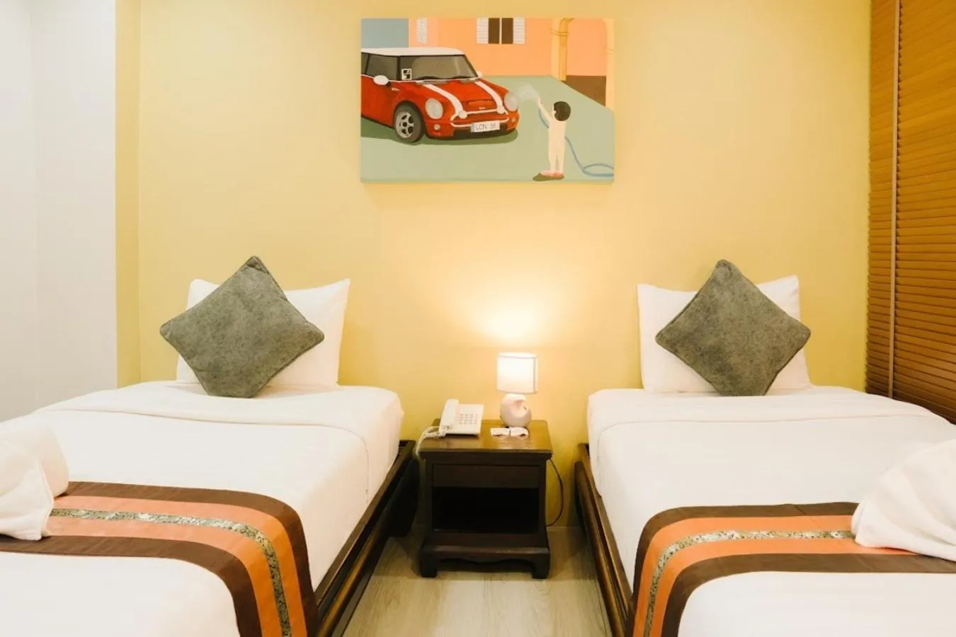 Photo of the whole room, Bed in Le Canal Boutique House