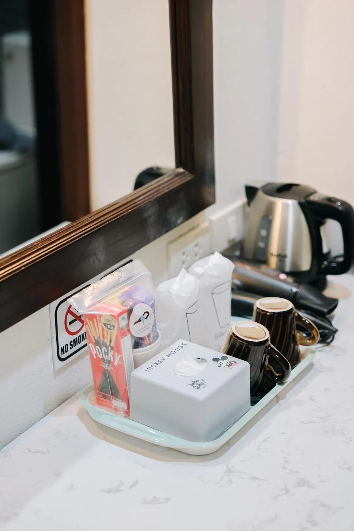 Coffee/tea facilities in Le Canal Boutique House