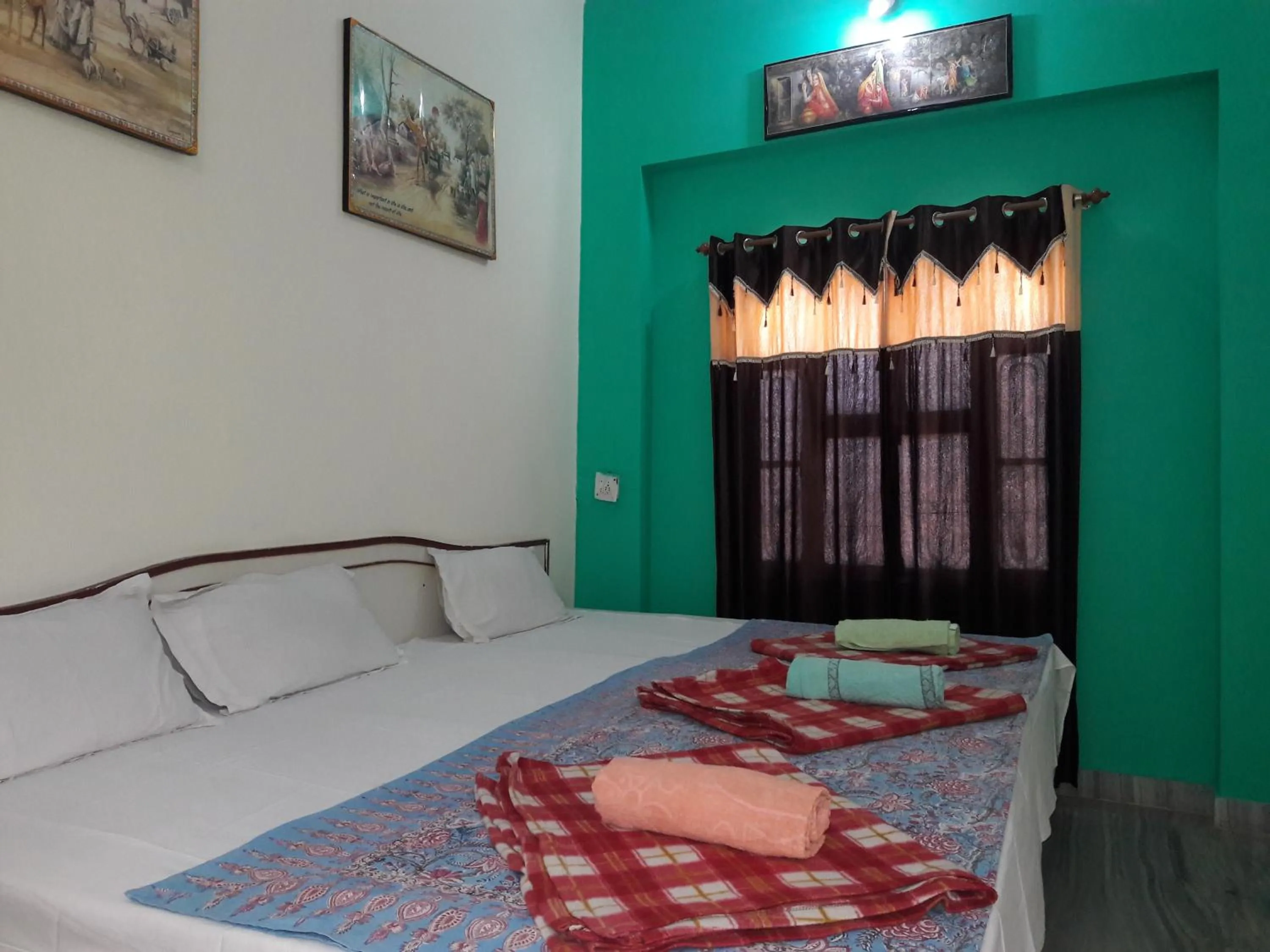 Bedroom, Bed in Keshav Palace -A Family Homestay