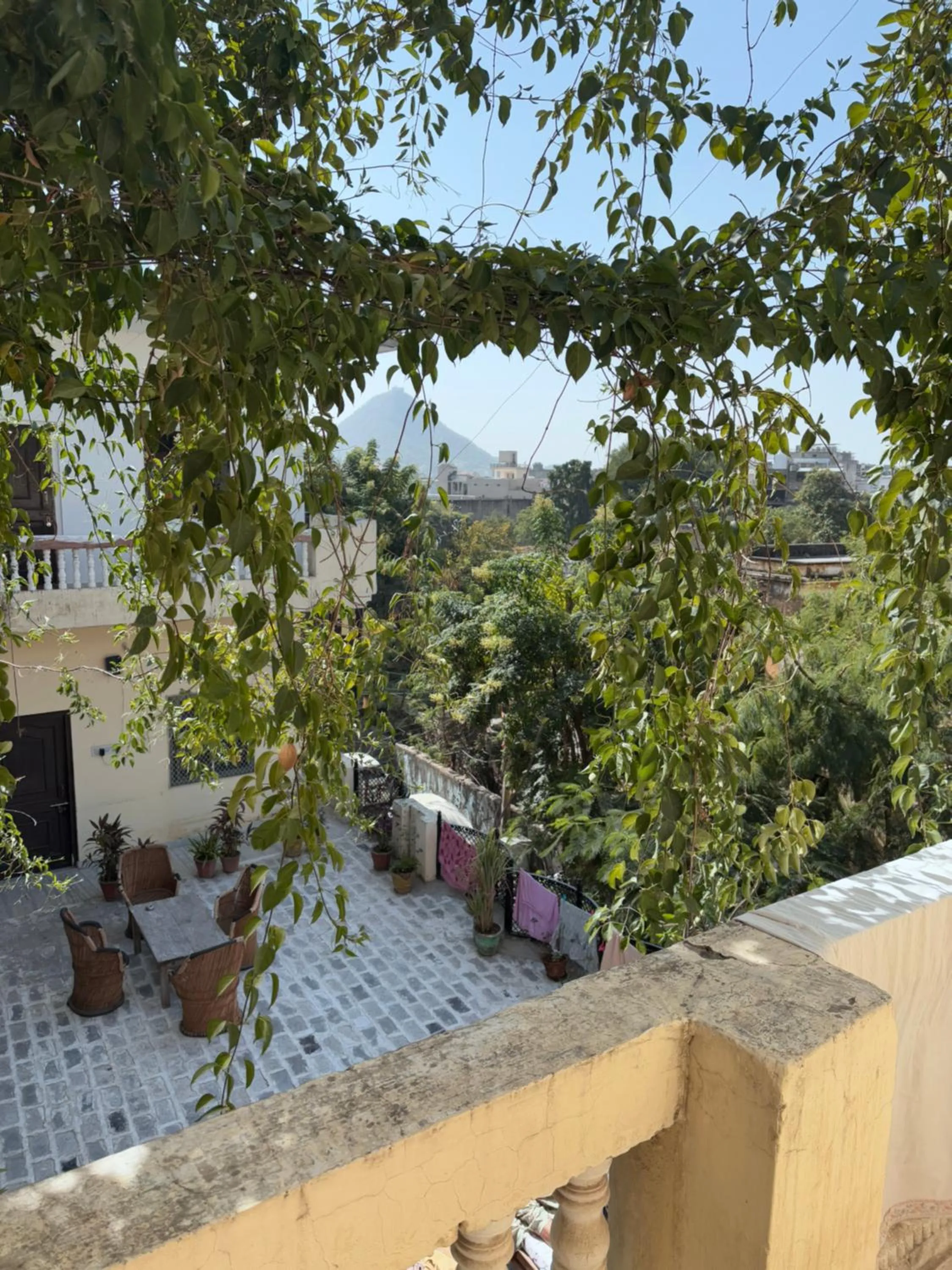 Keshav Palace -A Family Homestay