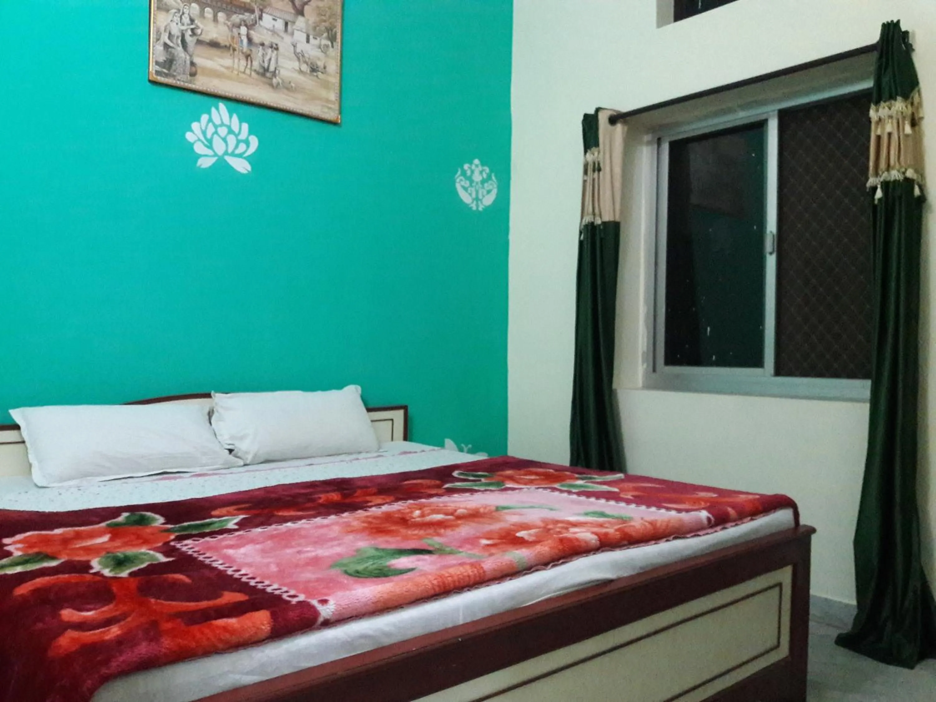 Bedroom, Bed in Keshav Palace -A Family Homestay