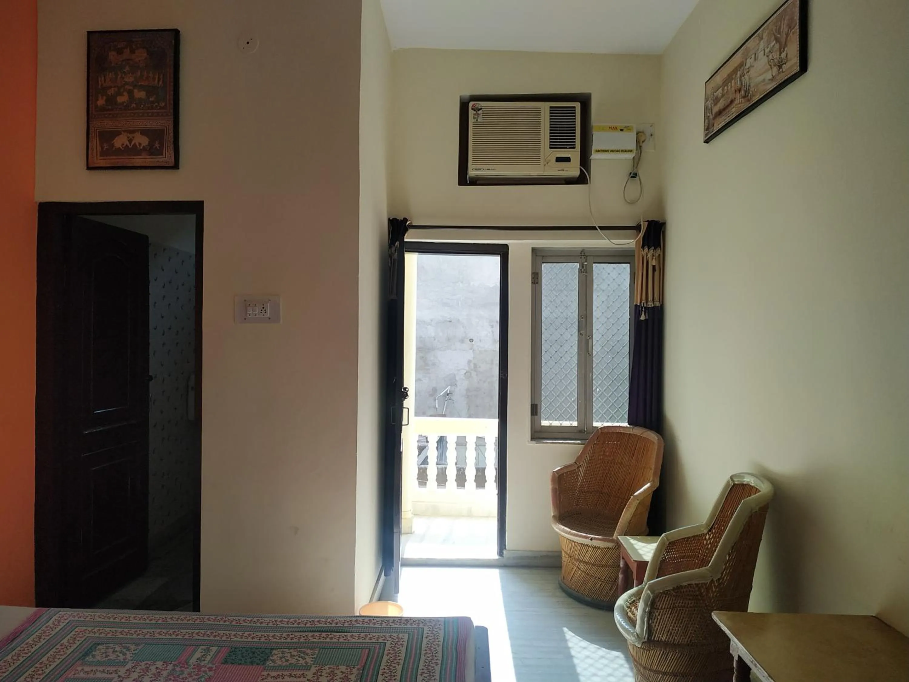 Bedroom in Keshav Palace -A Family Homestay