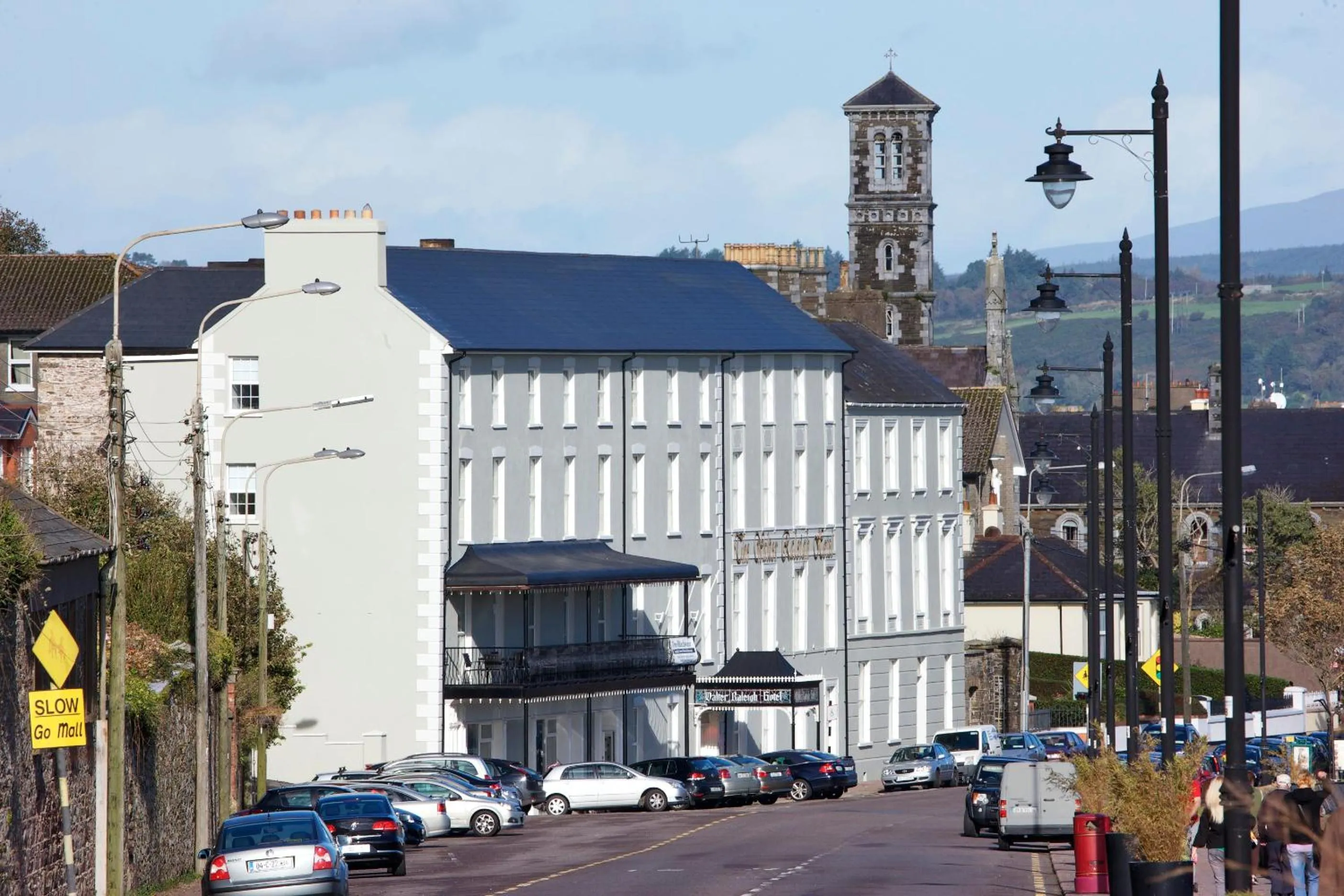 Facade/entrance in Walter Raleigh Hotel