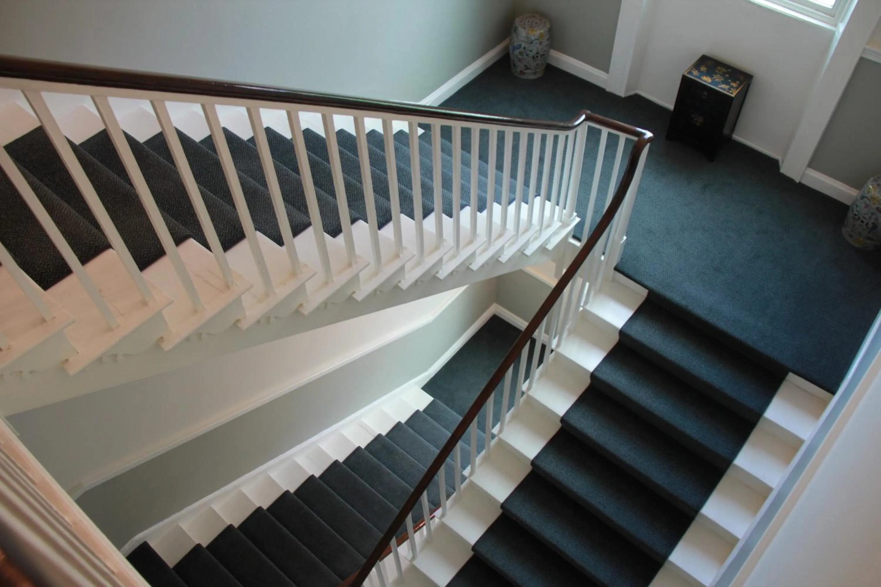 Facade/entrance in Walter Raleigh Hotel