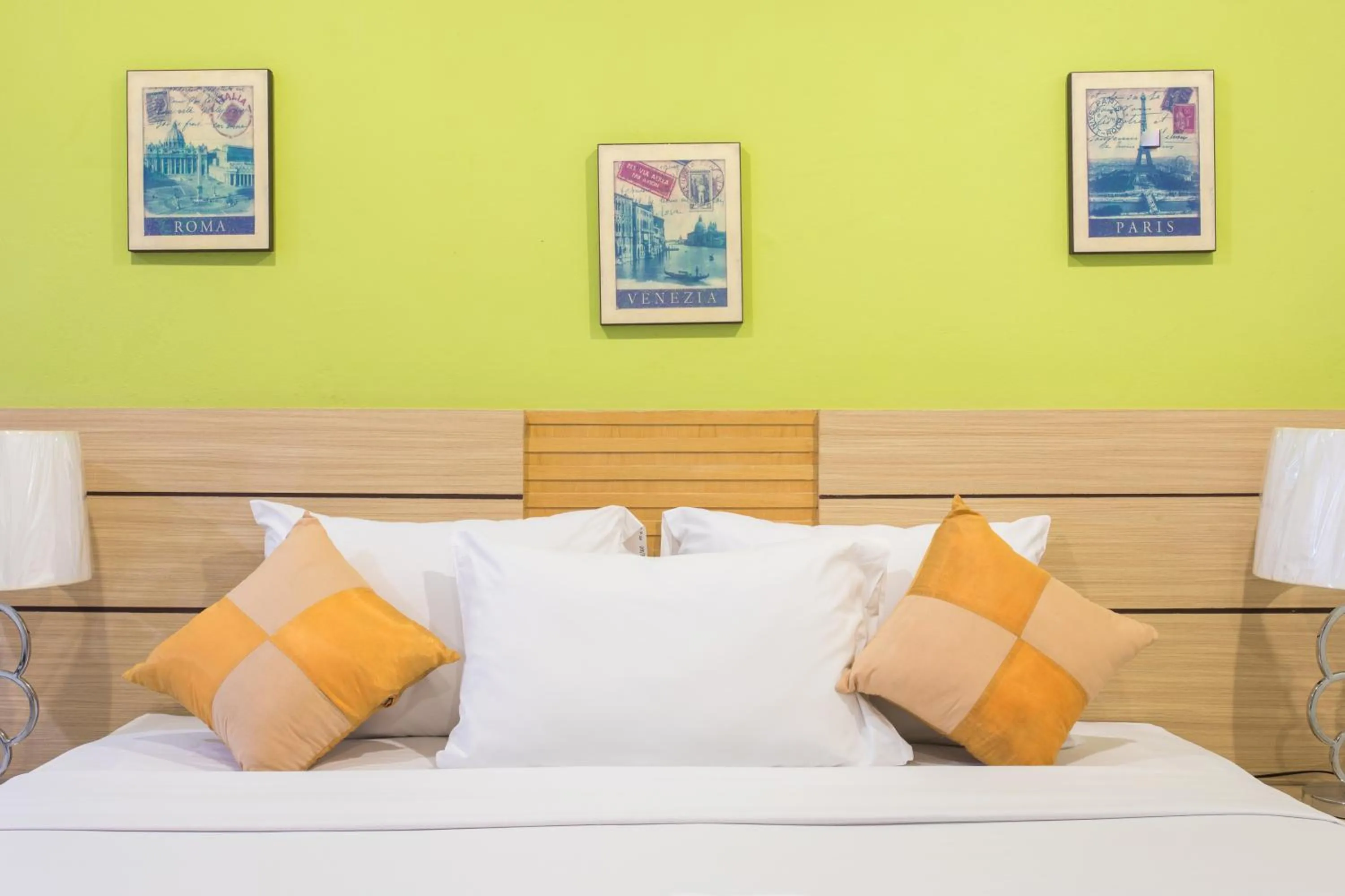 Bedroom, Bed in The Legacy Convention Hotel