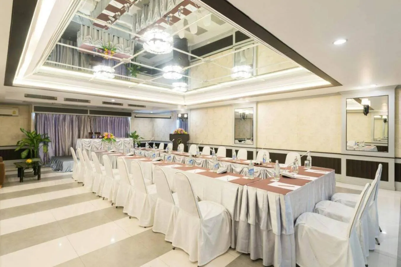 Meeting/conference room in The Legacy Convention Hotel