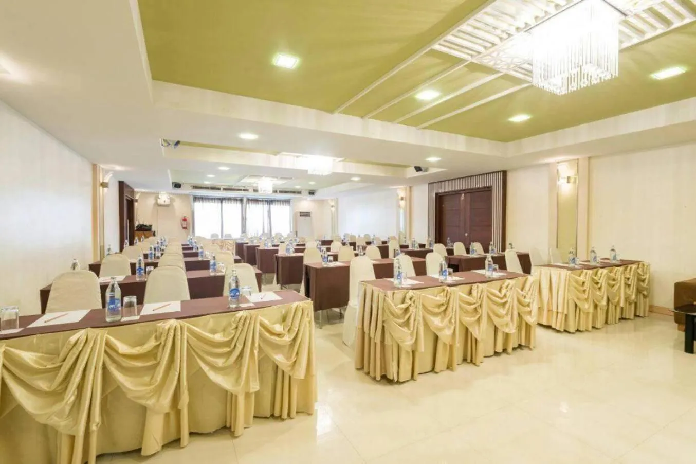 Meeting/conference room in The Legacy Convention Hotel