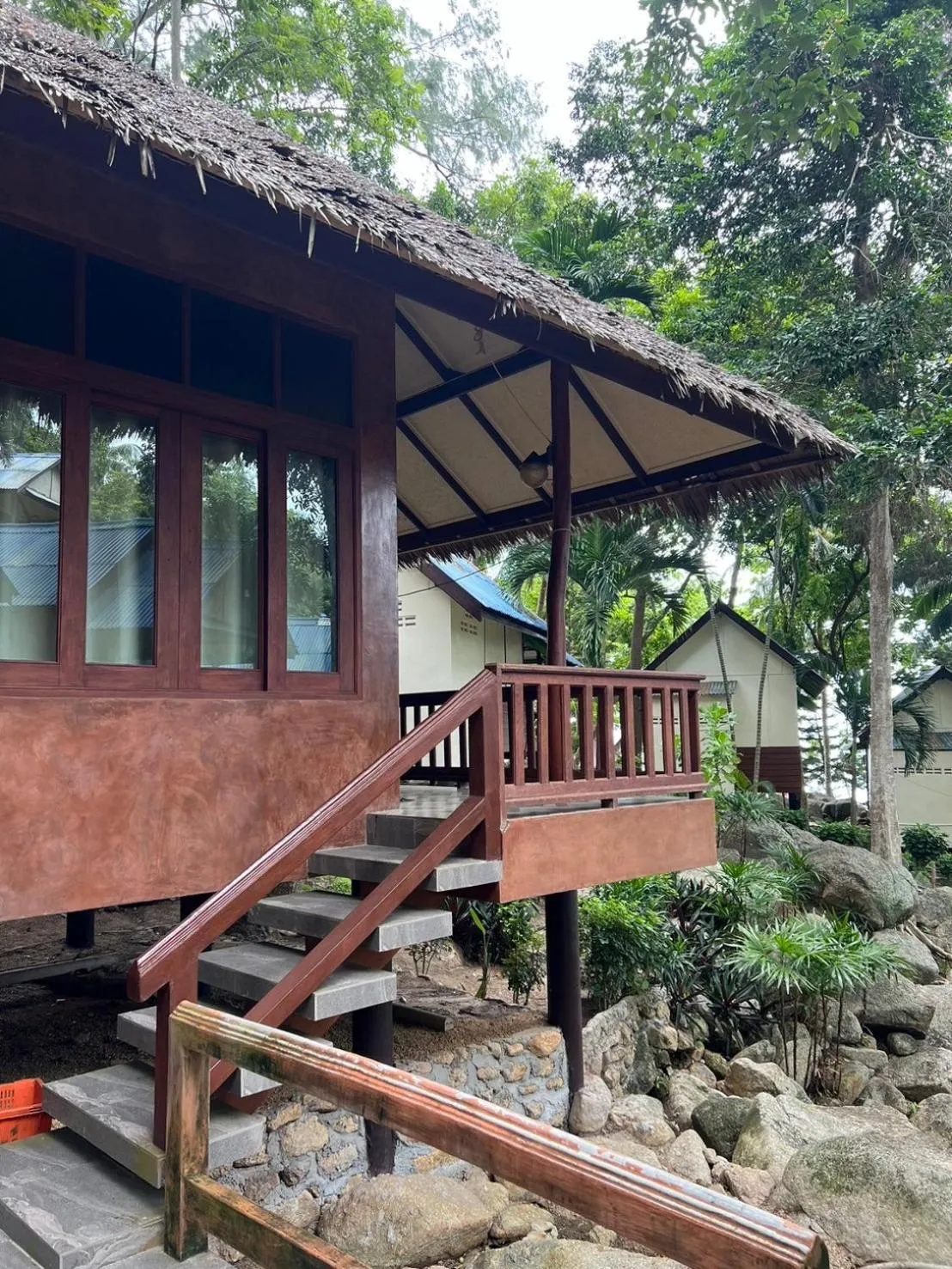 Smile Bungalow Bottle Beach