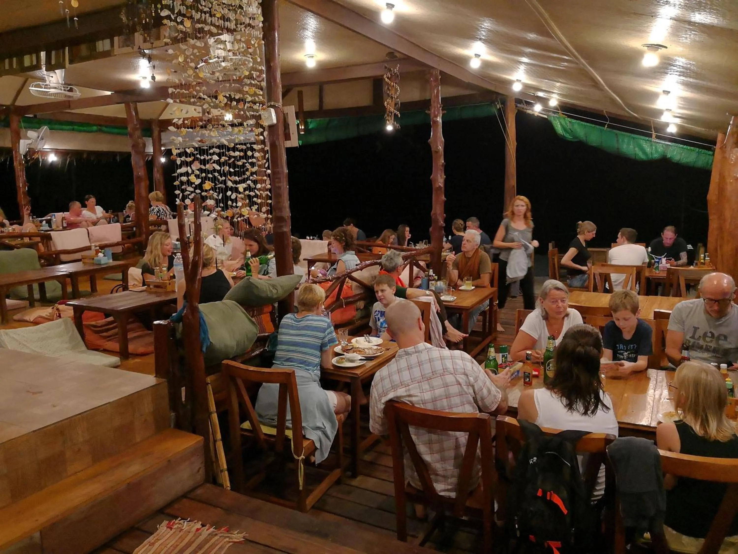 Restaurant/places to eat in Smile Bungalow Bottle Beach