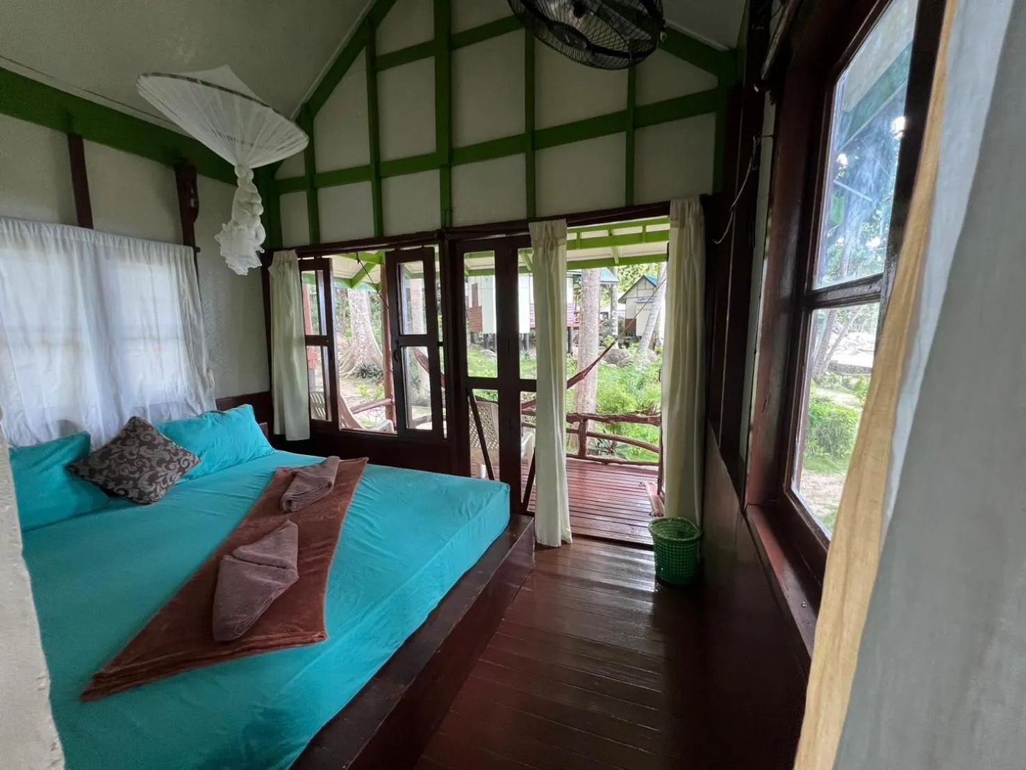 Bed in Smile Bungalow Bottle Beach