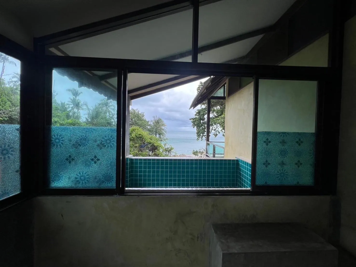 Property building in Smile Bungalow Bottle Beach