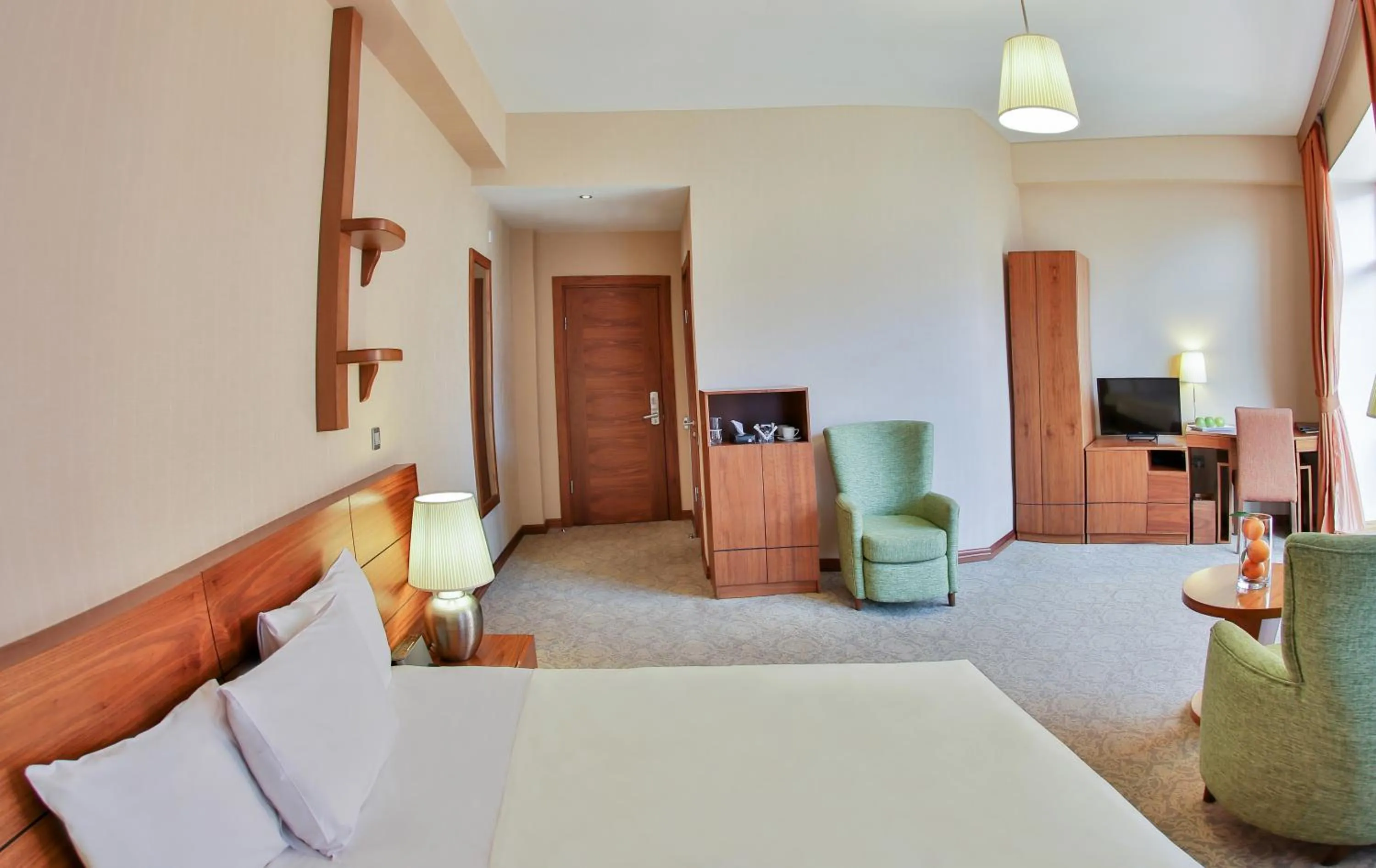 Bed in El Resort Hotel