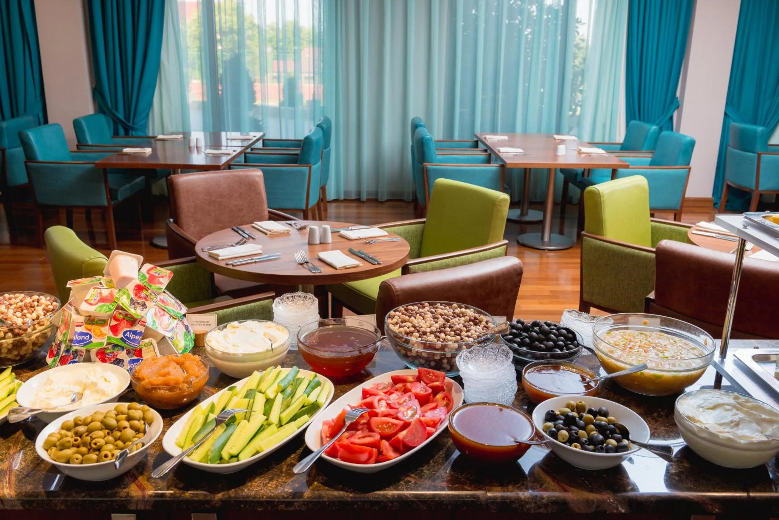 Breakfast in El Resort Hotel