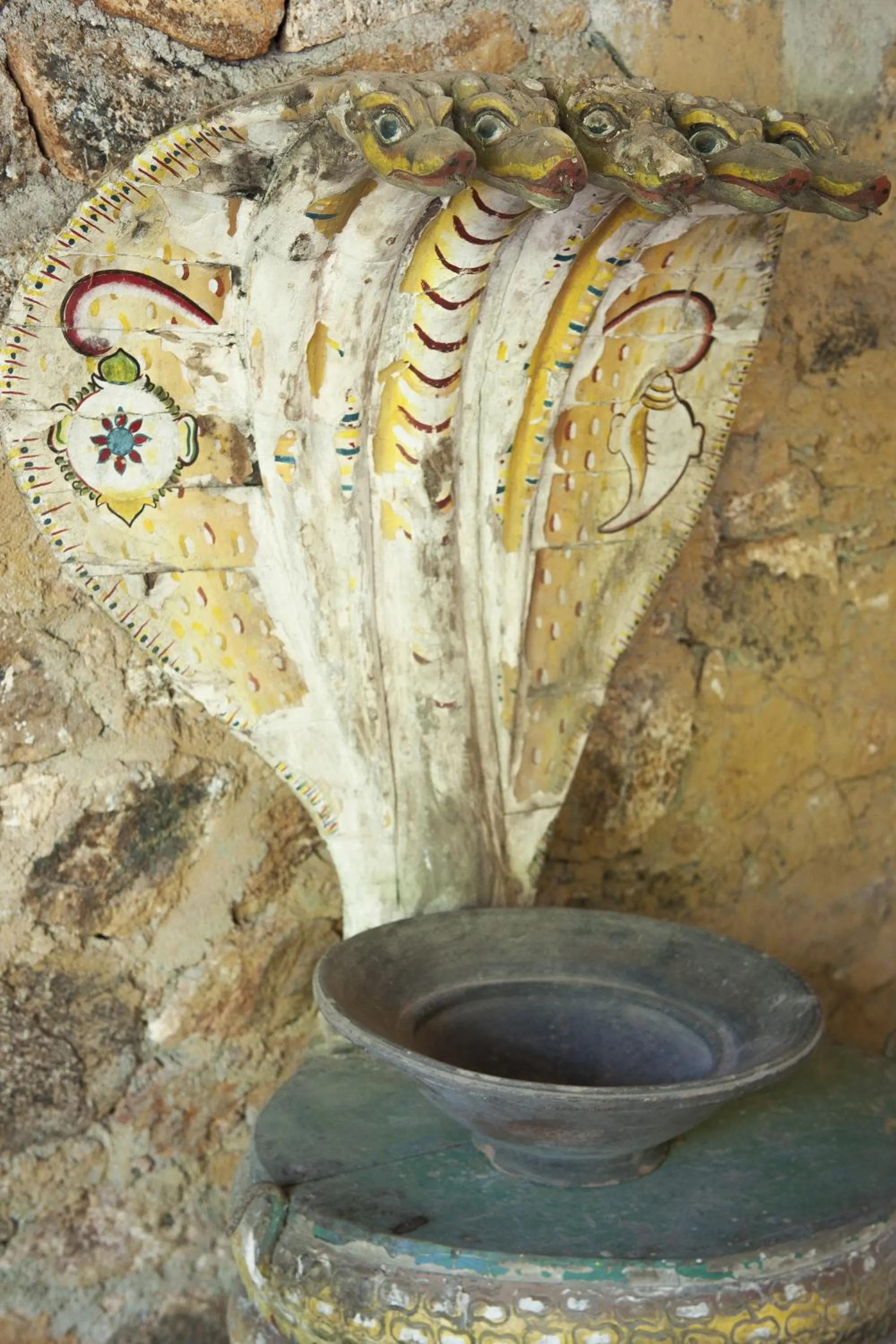 Decorative detail in The Kandy Samadhicentre