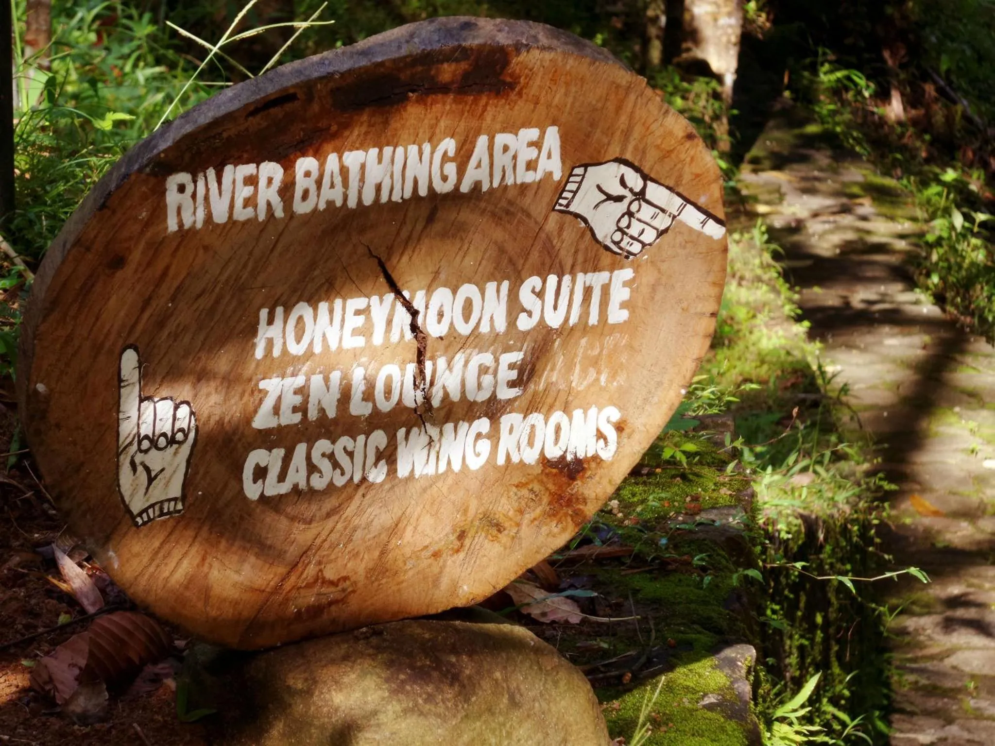 Garden in The Kandy Samadhicentre