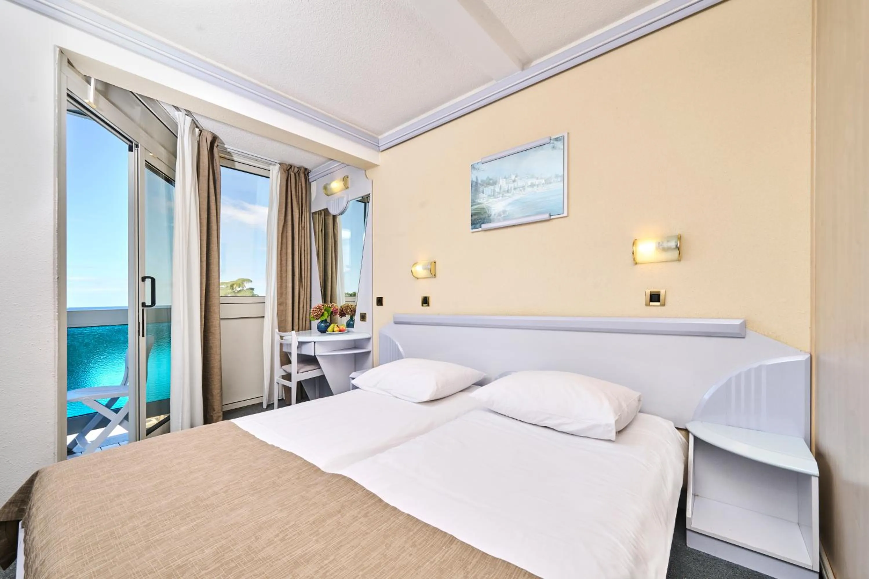 Bedroom, Bed in Hotel Plavi Plava Laguna