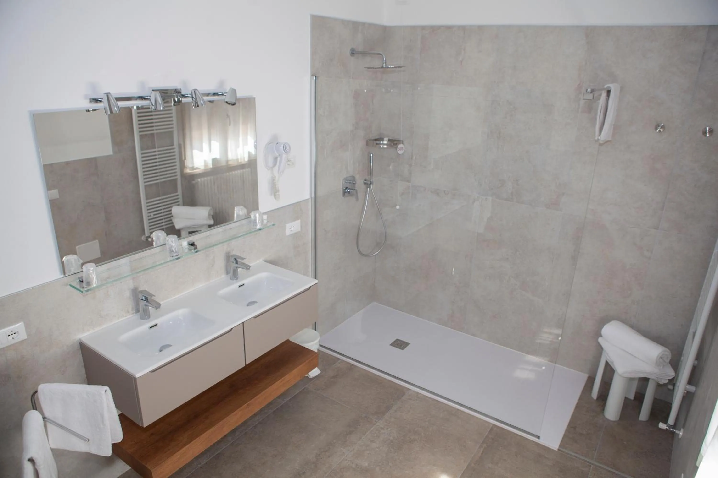 Hotel Benacus Torri del Benaco