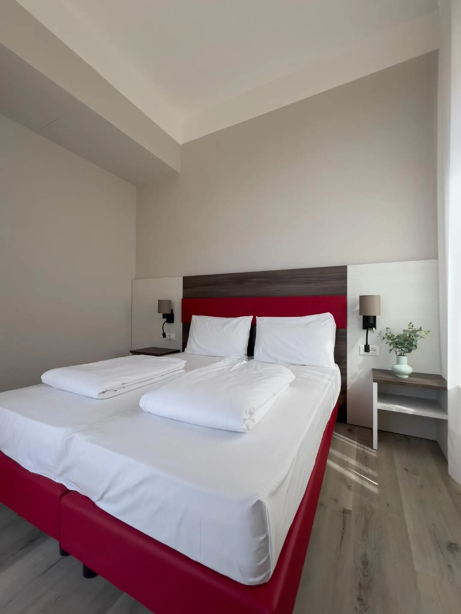 Bed in Hotel Benacus Torri del Benaco