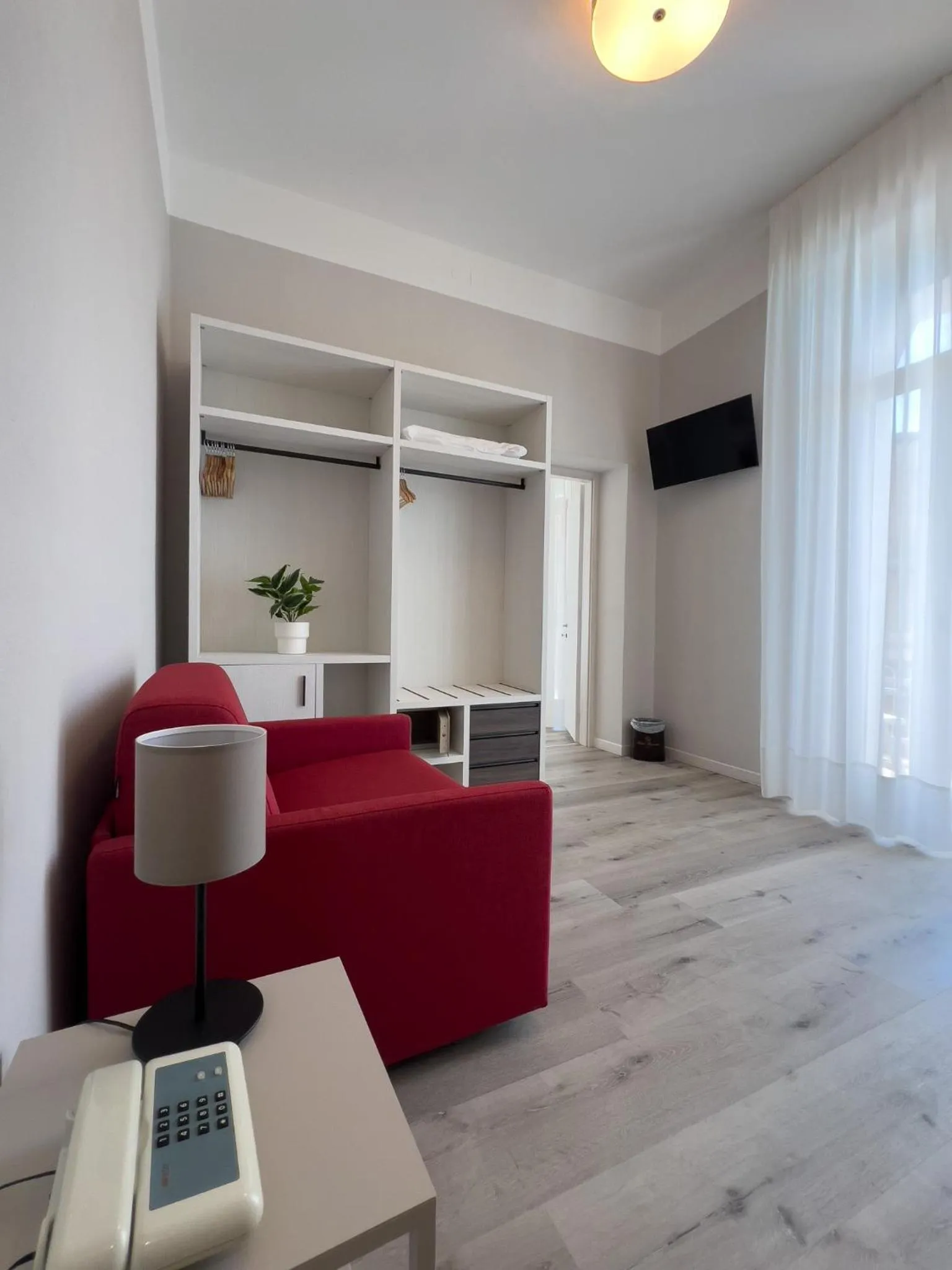 Bedroom in Hotel Benacus Torri del Benaco